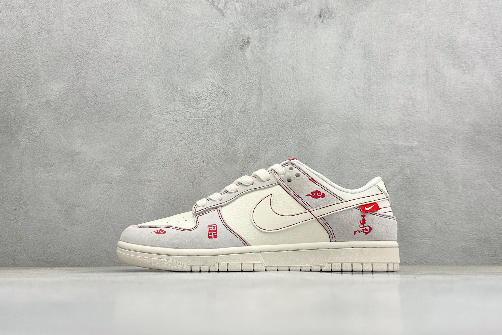 260 Nike Dunk Low Retro 马年限定 周年高端定制 低帮休闲板鞋 YX5066-411-Chinese UA Cheap High Quatity Brand Clothes Bags handbags Sneakers wholesale wholesaler seller from China Factory suppliers Fashion Clothing Shoes best Quality Beautiful Price 260 Nike Dunk Low Retro 马年限定 周年高端定制 低帮休闲板鞋 YX5066-411