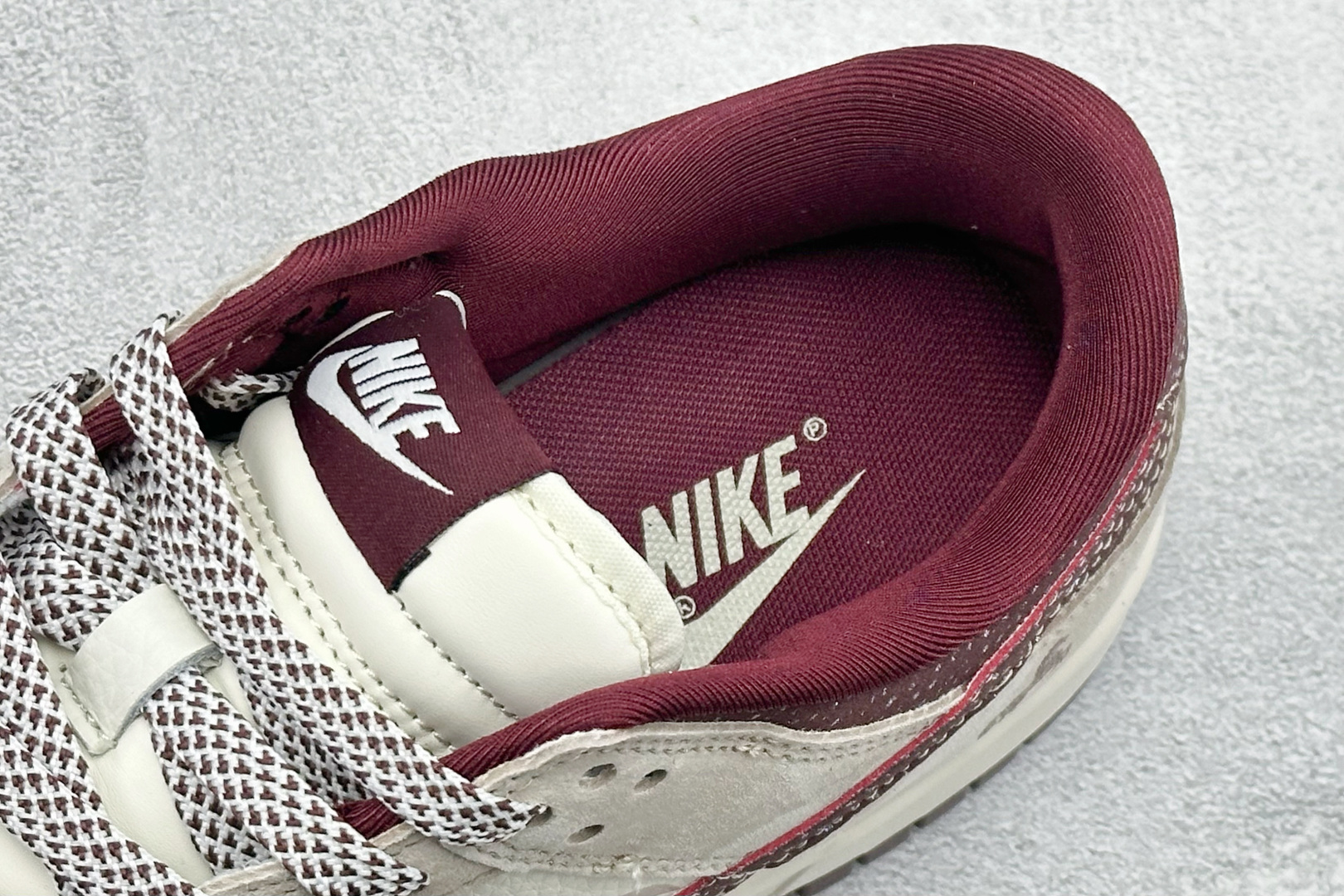 260 Nike Dunk Low Retro 马年限定 周年高端定制 低帮休闲板鞋 XT6998-112-Chinese UA Cheap High Quatity Brand Clothes Bags handbags Sneakers wholesale wholesaler seller from China Factory suppliers Fashion Clothing Shoes best Quality Beautiful Price 260 Nike Dunk Low Retro 马年限定 周年高端定制 低帮休闲板鞋 XT6998-112