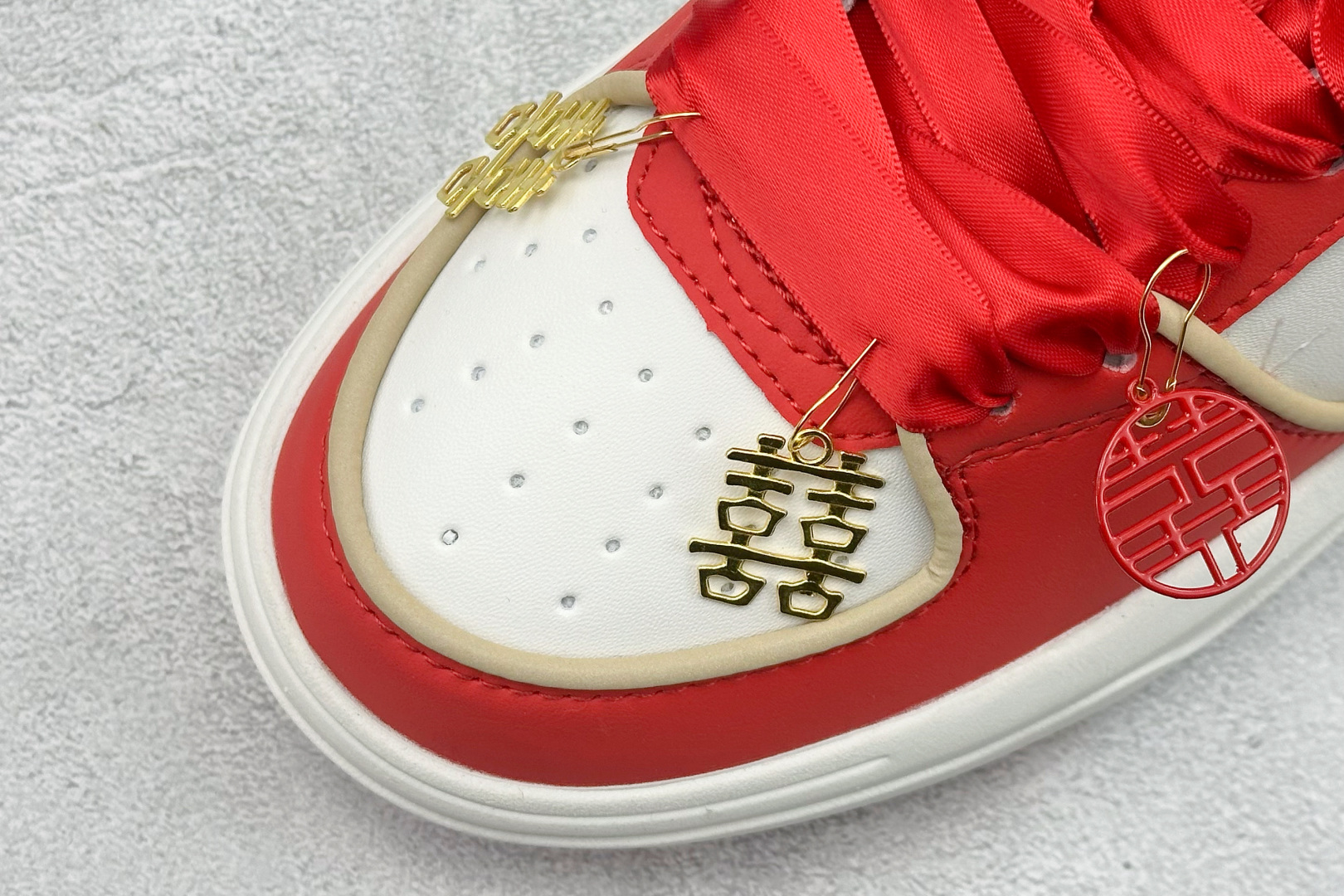 230 马年限定 MLB NY 印花网红学长鞋 内增高6cm 3ASXCA12N-Chinese UA Cheap High Quatity Brand Clothes Bags handbags Sneakers wholesale wholesaler seller from China Factory suppliers Fashion Clothing Shoes best Quality Beautiful Price 230 马年限定 MLB NY 印花网红学长鞋 内增高6cm 3ASXCA12N