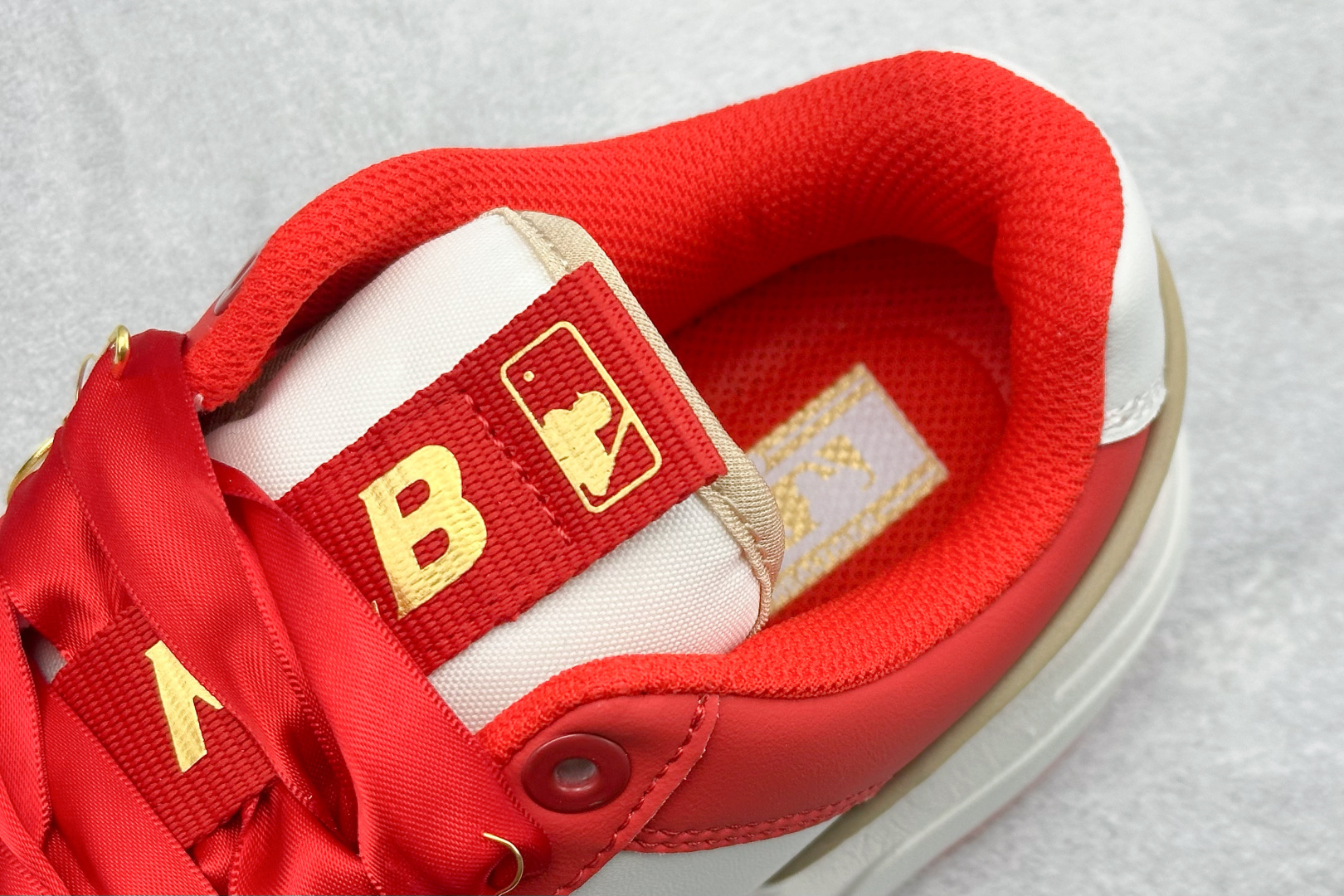 230 马年限定 MLB NY 印花网红学长鞋 内增高6cm 3ASXCA12N-Chinese UA Cheap High Quatity Brand Clothes Bags handbags Sneakers wholesale wholesaler seller from China Factory suppliers Fashion Clothing Shoes best Quality Beautiful Price 230 马年限定 MLB NY 印花网红学长鞋 内增高6cm 3ASXCA12N