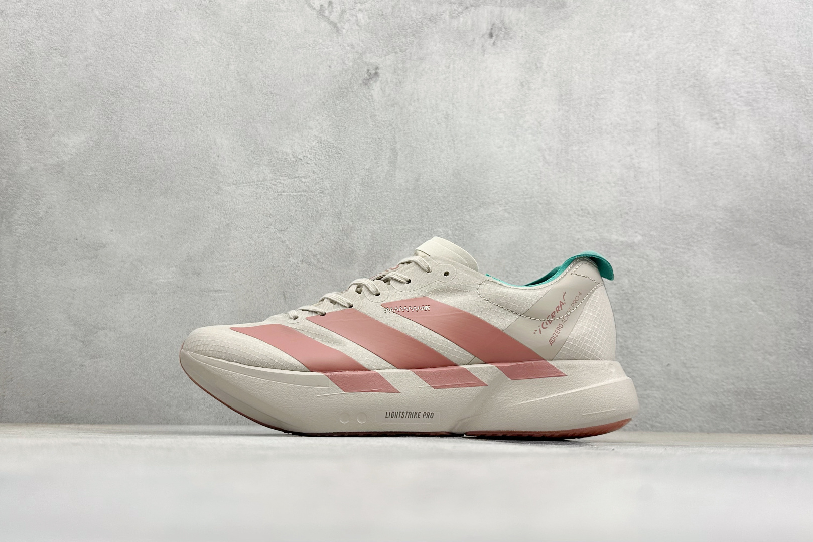 190 Adidas Adizero Adios 4 M 阿迪透气轻盈低帮跑步鞋 HQ0098