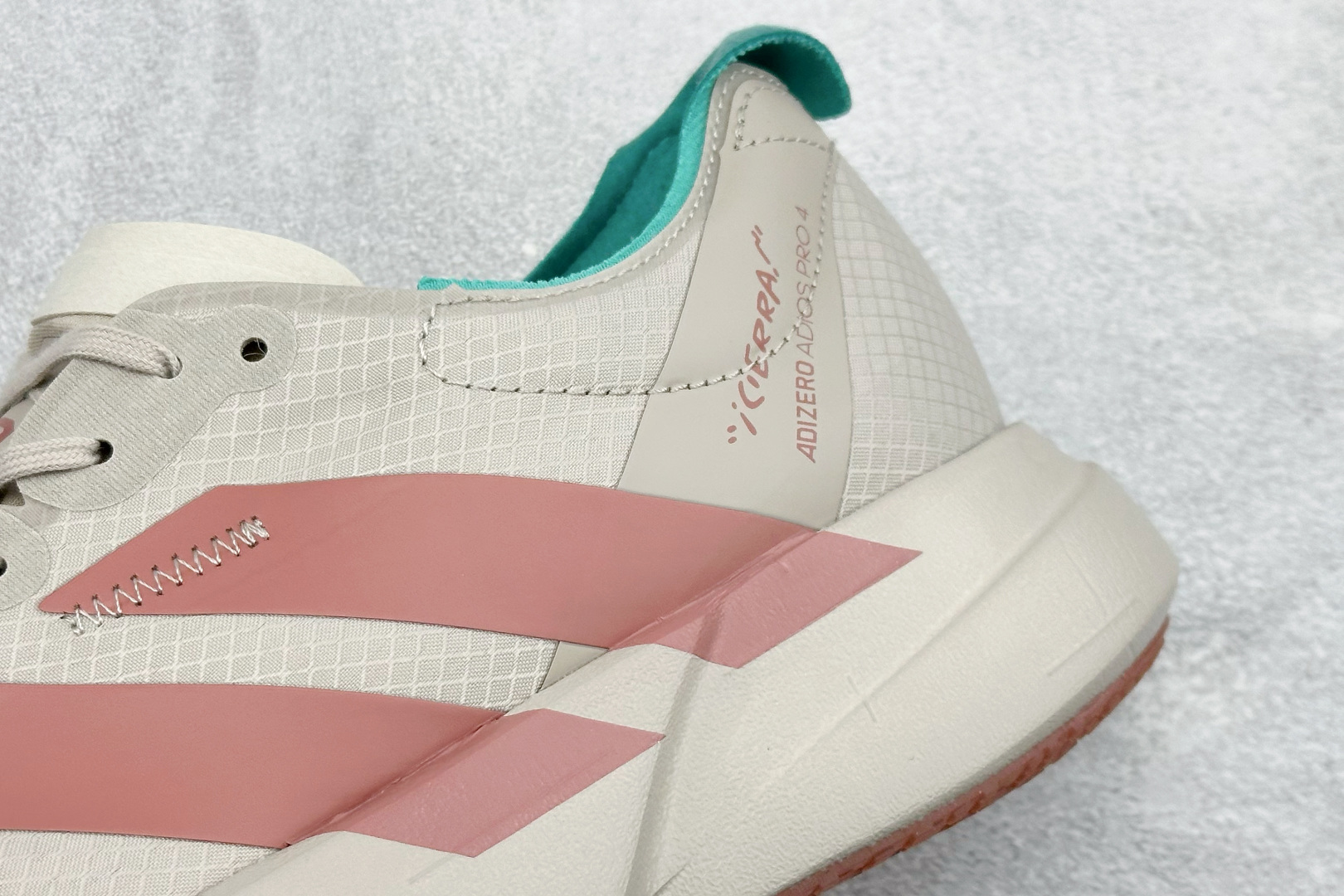 190 Adidas Adizero Adios 4 M 阿迪透气轻盈低帮跑步鞋 HQ0098