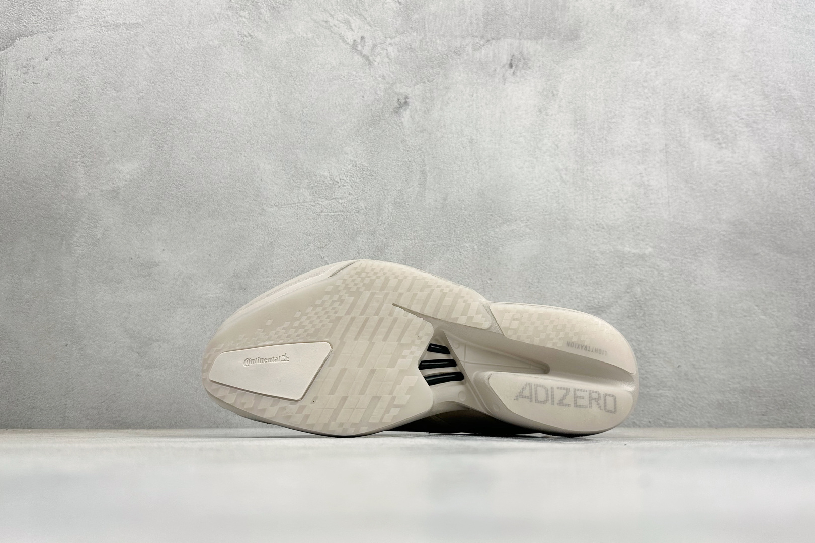 190 Adidas Adizero Adios 4 M 阿迪透气轻盈低帮跑步鞋 KI6878-Chinese UA Cheap High Quatity Brand Clothes Bags handbags Sneakers wholesale wholesaler seller from China Factory suppliers Fashion Clothing Shoes best Quality Beautiful Price 190 Adidas Adizero Adios 4 M 阿迪透气轻盈低帮跑步鞋 KI6878