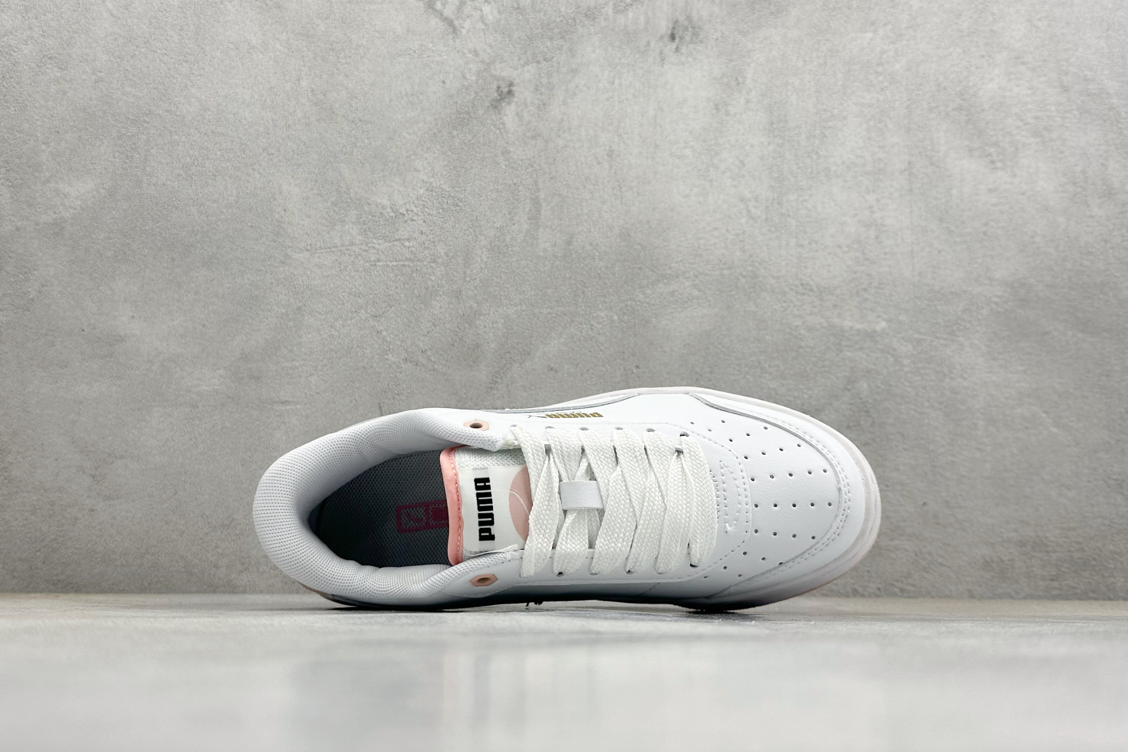 150 PUMA彪马 CA Match Court 休闲经典简约复古低帮板鞋 308621-04-Chinese UA Cheap High Quatity Brand Clothes Bags handbags Sneakers wholesale wholesaler seller from China Factory suppliers Fashion Clothing Shoes best Quality Beautiful Price 150 PUMA彪马 CA Match Court 休闲经典简约复古低帮板鞋 308621-04