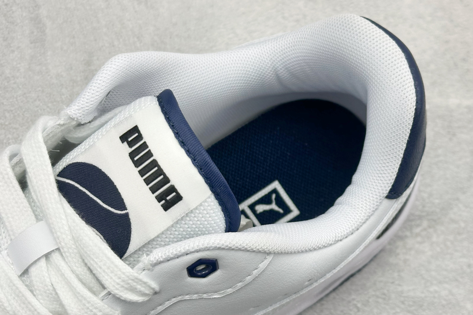 150 PUMA彪马 CA Match Court 休闲经典简约复古低帮板鞋 308621-06-Chinese UA Cheap High Quatity Brand Clothes Bags handbags Sneakers wholesale wholesaler seller from China Factory suppliers Fashion Clothing Shoes best Quality Beautiful Price 150 PUMA彪马 CA Match Court 休闲经典简约复古低帮板鞋 308621-06