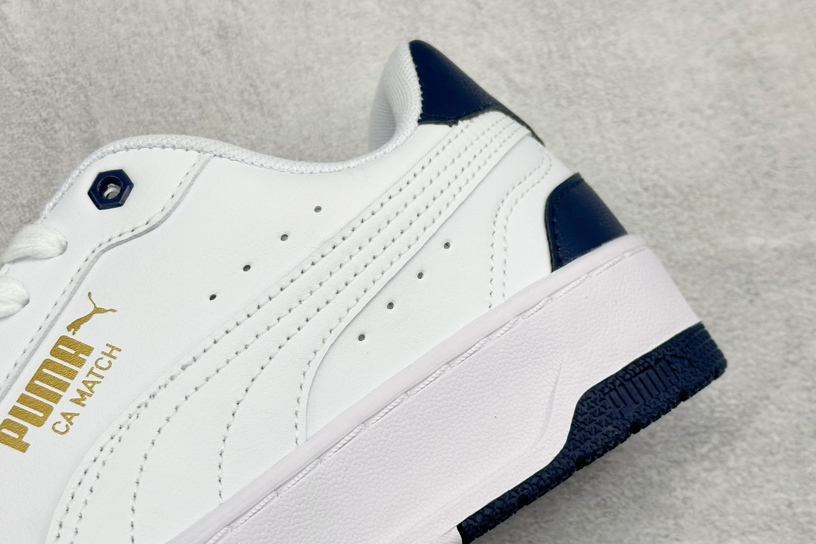 150 PUMA彪马 CA Match Court 休闲经典简约复古低帮板鞋 308621-06-Chinese UA Cheap High Quatity Brand Clothes Bags handbags Sneakers wholesale wholesaler seller from China Factory suppliers Fashion Clothing Shoes best Quality Beautiful Price 150 PUMA彪马 CA Match Court 休闲经典简约复古低帮板鞋 308621-06