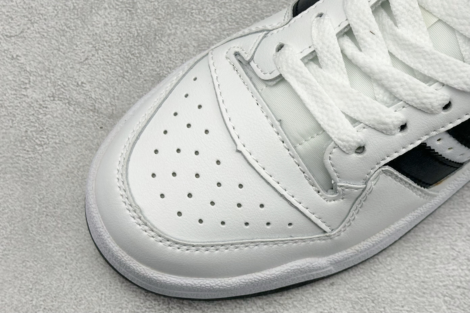 160 HX版AD Forum 84 Low 低帮百搭潮流休闲运动板鞋 FY7757-Chinese UA Cheap High Quatity Brand Clothes Bags handbags Sneakers wholesale wholesaler seller from China Factory suppliers Fashion Clothing Shoes best Quality Beautiful Price 160 HX版AD Forum 84 Low 低帮百搭潮流休闲运动板鞋 FY7757