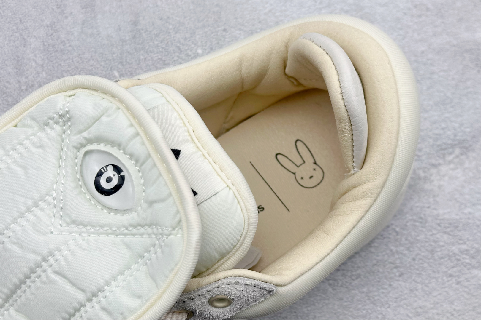 200 TG版Bad Bunny x Adidas Originals Forum Low 坏痞兔联名 低帮百搭潮流休闲运动板鞋 FZ5823-Chinese UA Cheap High Quatity Brand Clothes Bags handbags Sneakers wholesale wholesaler seller from China Factory suppliers Fashion Clothing Shoes best Quality Beautiful Price 200 TG版Bad Bunny x Adidas Originals Forum Low 坏痞兔联名 低帮百搭潮流休闲运动板鞋 FZ5823
