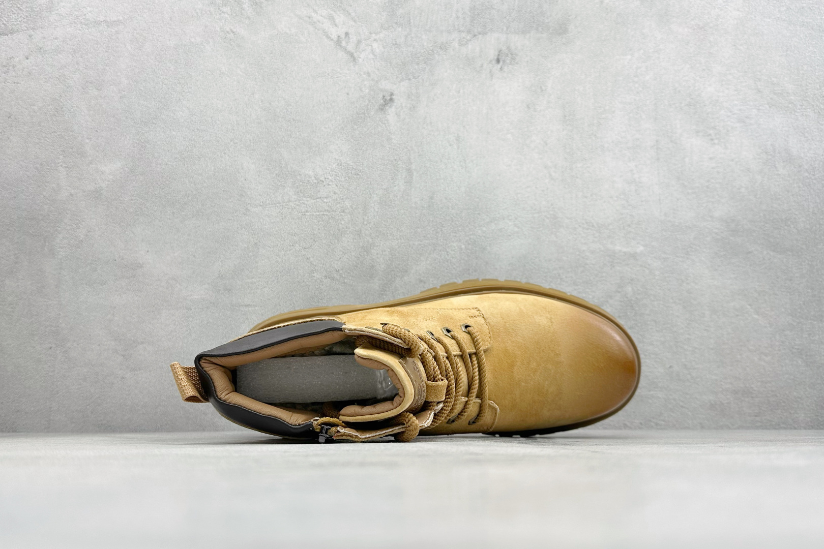 240 Timberland添柏岚/天伯伦 秋冬新品（毛绒内里保暖锁热）秋冬必备户外休闲大黄靴系列 TB10059