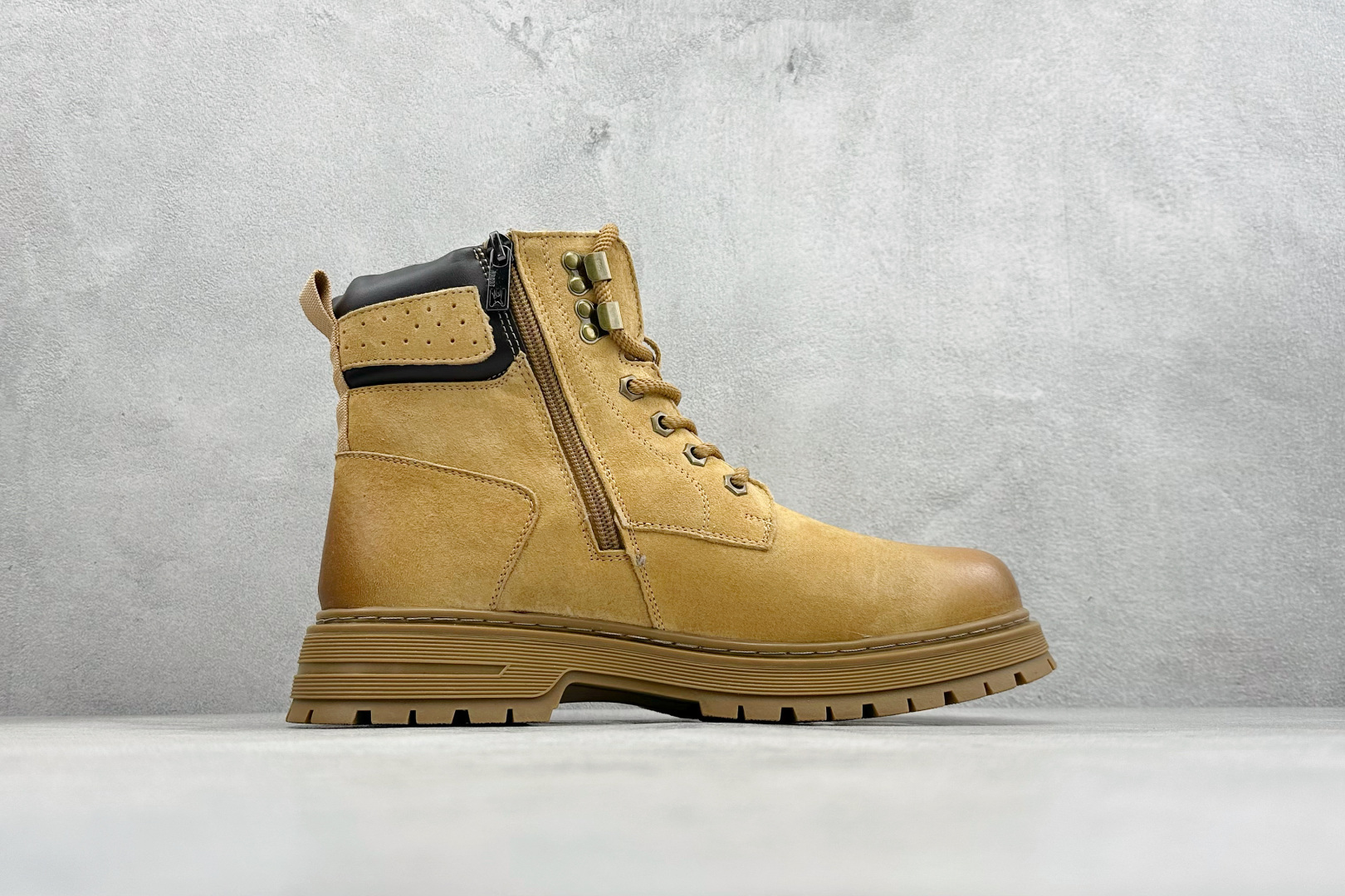 240 Timberland添柏岚/天伯伦 秋冬新品（毛绒内里保暖锁热）秋冬必备户外休闲大黄靴系列 TB10059