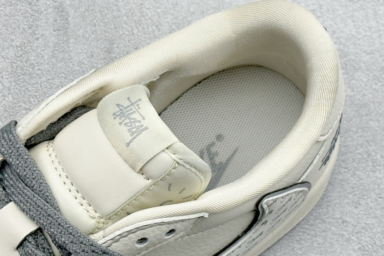 Travis Scott x Fragment Design x Air Jordan 1 Low SP AJ1 乔1联名款 低帮文化休闲板鞋 HH7518-085