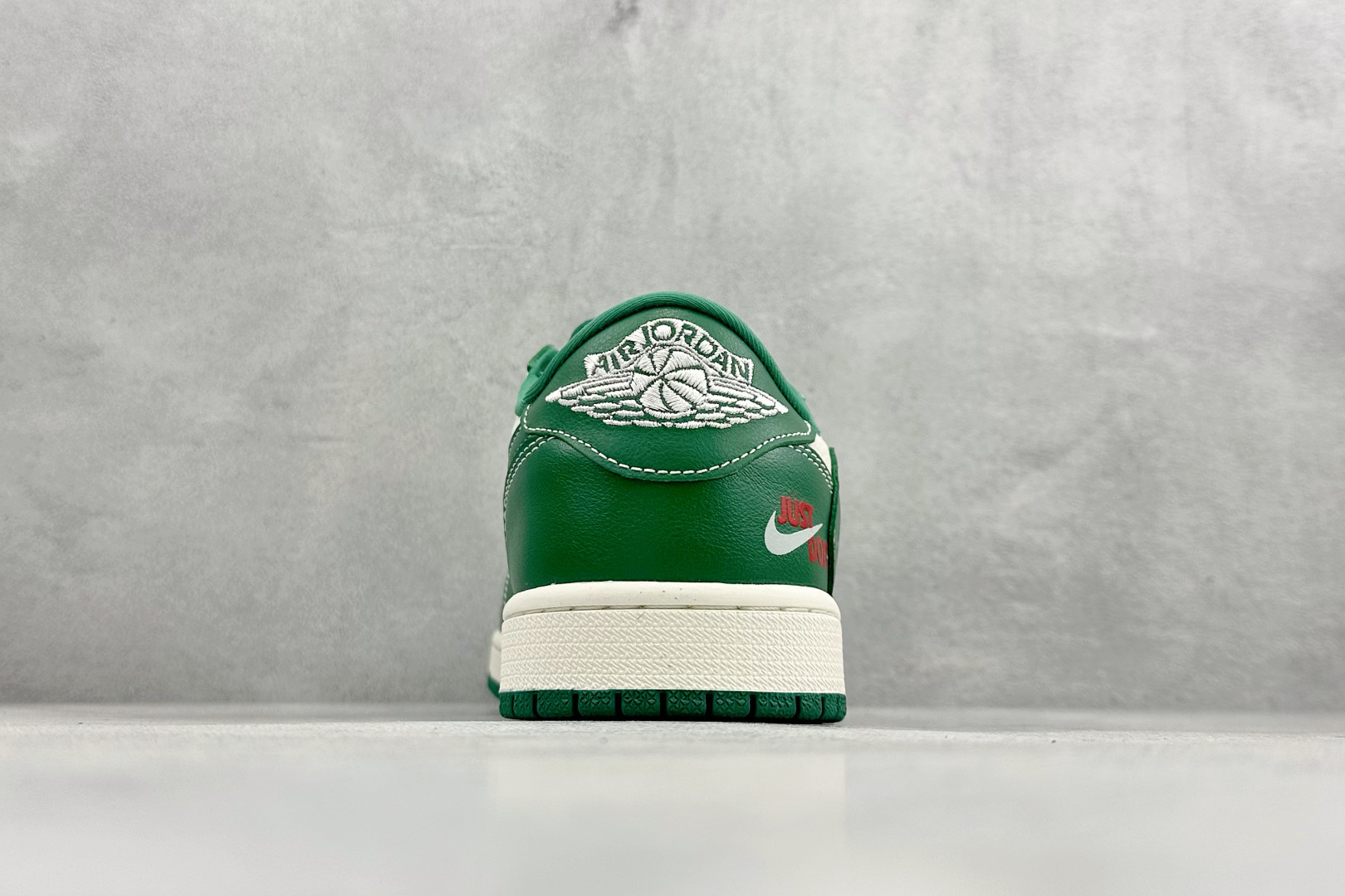 280 Travis Scott x Fragment Design x Air Jordan 1 Low SP AJ1 乔1米绿 低帮文化休闲板鞋 LD2028-069-Chinese UA Cheap High Quatity Brand Clothes Bags handbags Sneakers wholesale wholesaler seller from China Factory suppliers Fashion Clothing Shoes best Quality Beautiful Price 280 Travis Scott x Fragment Design x Air Jordan 1 Low SP AJ1 乔1米绿 低帮文化休闲板鞋 LD2028-069