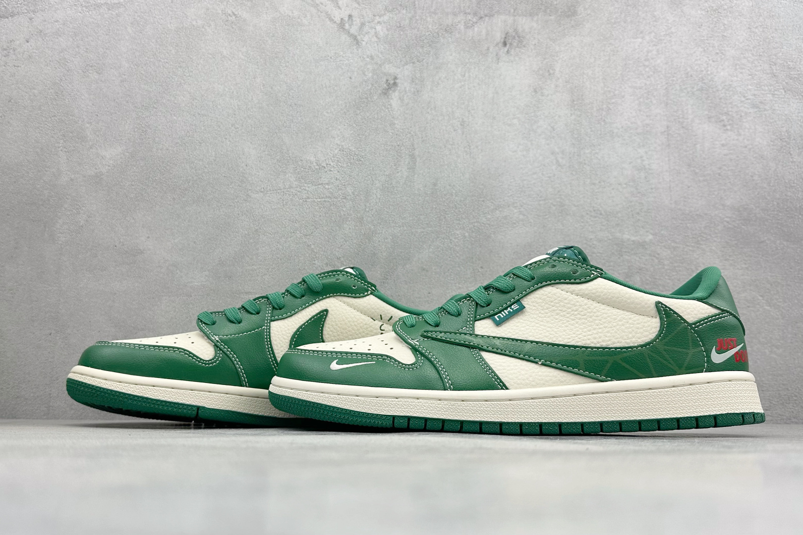 280 Travis Scott x Fragment Design x Air Jordan 1 Low SP AJ1 乔1米绿 低帮文化休闲板鞋 LD2028-069-Chinese UA Cheap High Quatity Brand Clothes Bags handbags Sneakers wholesale wholesaler seller from China Factory suppliers Fashion Clothing Shoes best Quality Beautiful Price 280 Travis Scott x Fragment Design x Air Jordan 1 Low SP AJ1 乔1米绿 低帮文化休闲板鞋 LD2028-069