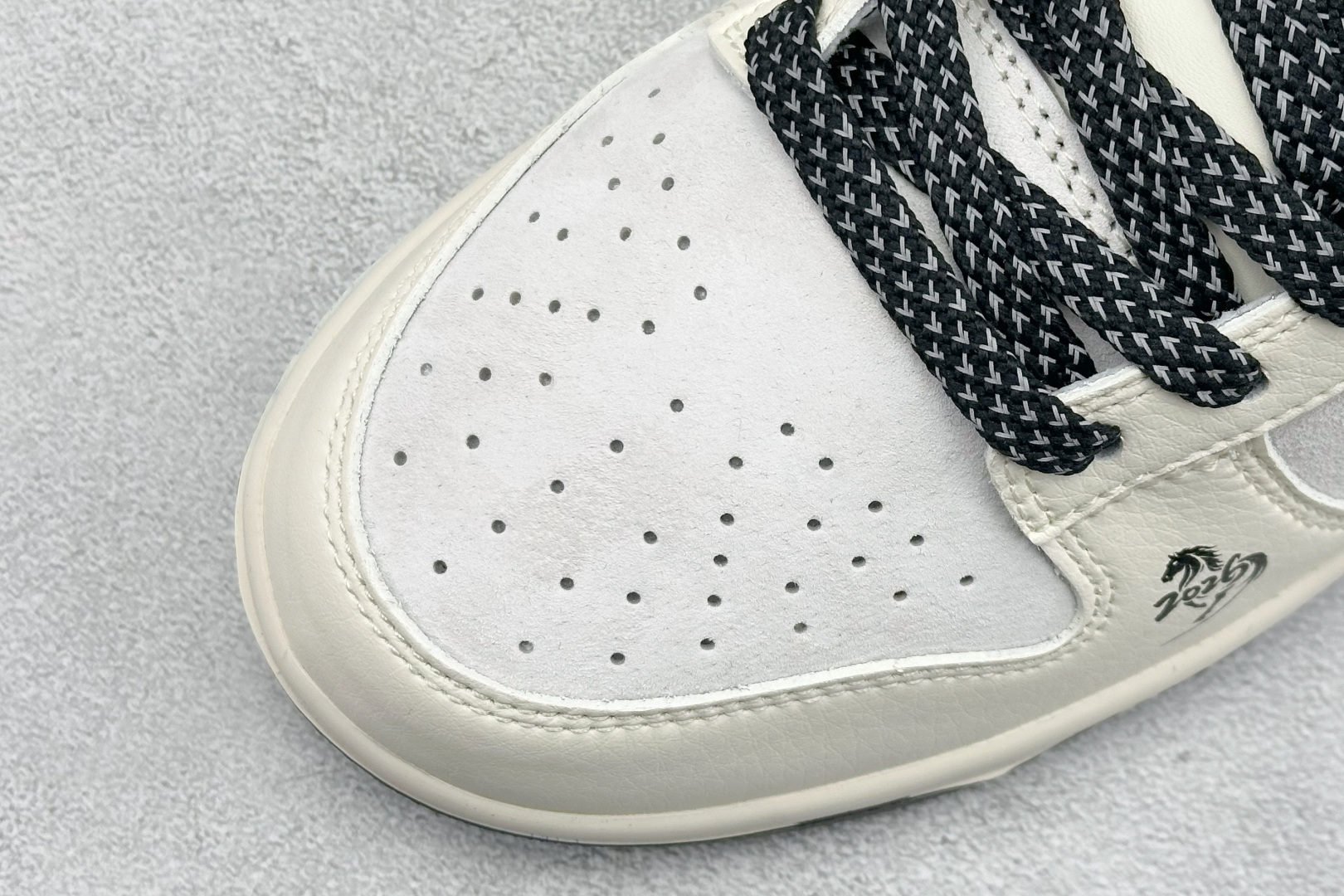 Nike Dunk Low Retro 马年限定 周年高端定制 低帮休闲板鞋 ZH2598-808