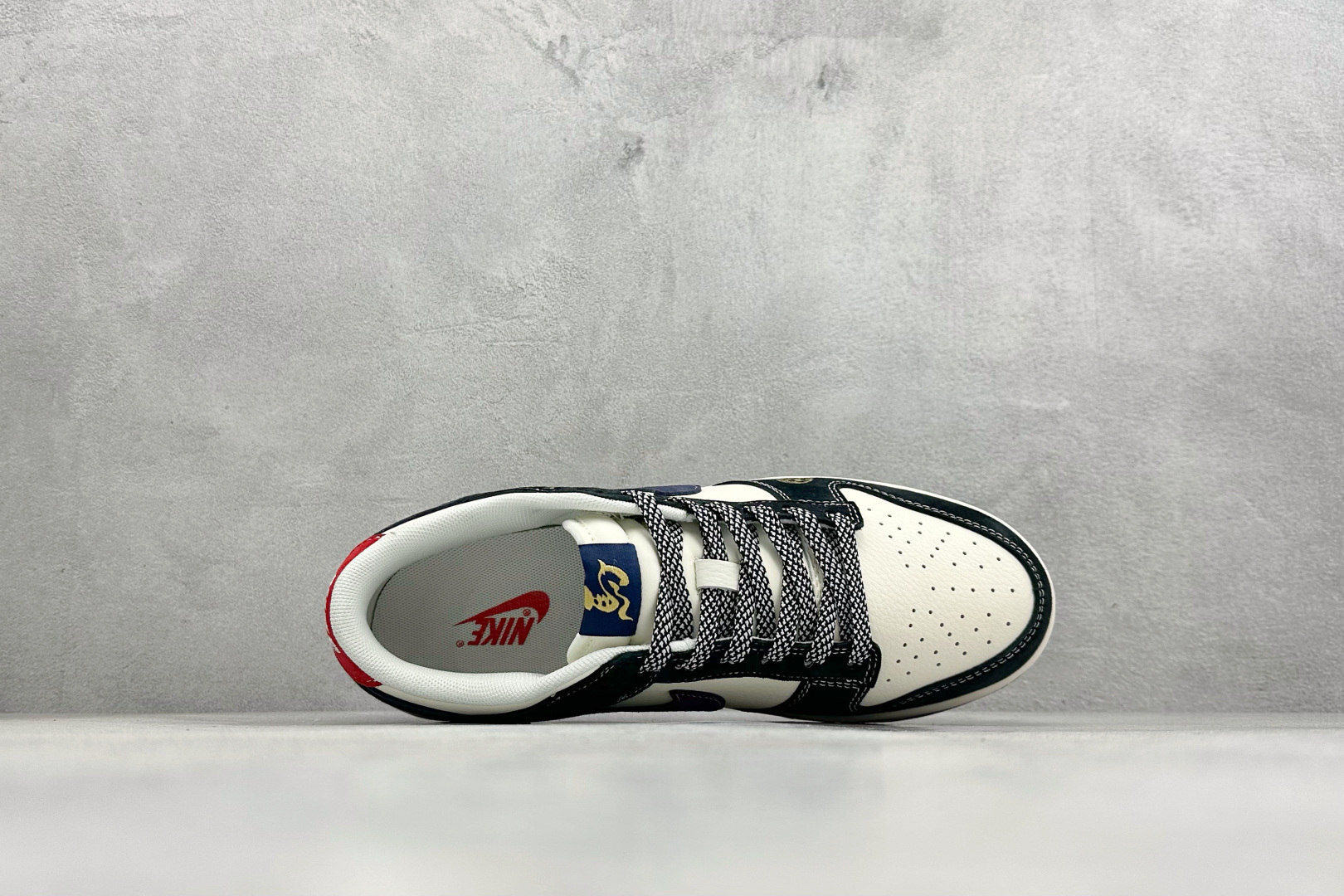 260 Nike Dunk Low Retro 马年限定 周年高端定制 低帮休闲板鞋 FC1688-256-Chinese UA Cheap High Quatity Brand Clothes Bags handbags Sneakers wholesale wholesaler seller from China Factory suppliers Fashion Clothing Shoes best Quality Beautiful Price 260 Nike Dunk Low Retro 马年限定 周年高端定制 低帮休闲板鞋 FC1688-256