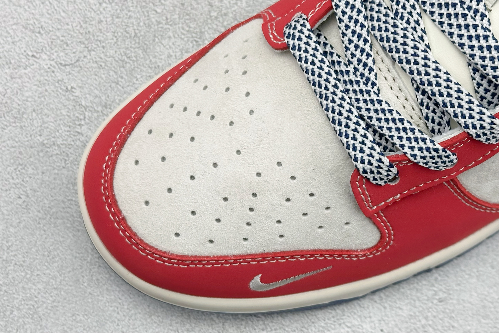 260 Nike Dunk Low Retro 马年限定 周年高端定制 低帮休闲板鞋 LX1988-817-Chinese UA Cheap High Quatity Brand Clothes Bags handbags Sneakers wholesale wholesaler seller from China Factory suppliers Fashion Clothing Shoes best Quality Beautiful Price 260 Nike Dunk Low Retro 马年限定 周年高端定制 低帮休闲板鞋 LX1988-817