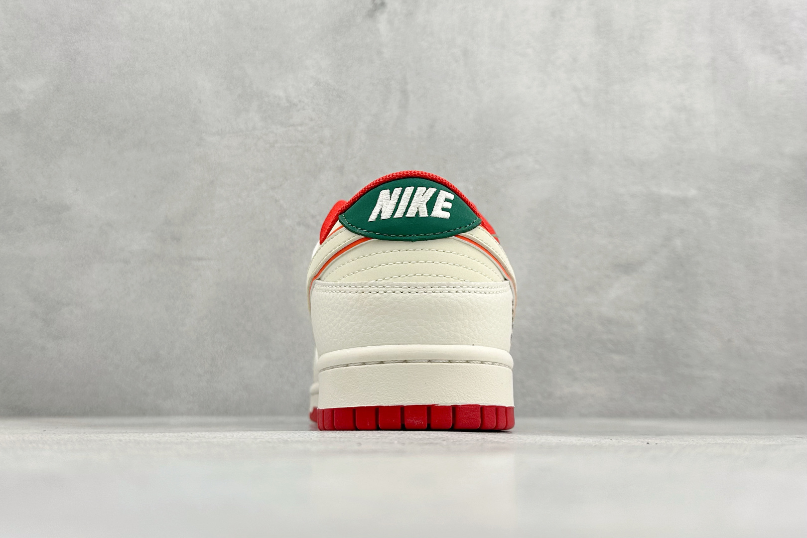 260 Nike Dunk Low Retro 马年限定 周年高端定制 低帮休闲板鞋 XT6988-110-Chinese UA Cheap High Quatity Brand Clothes Bags handbags Sneakers wholesale wholesaler seller from China Factory suppliers Fashion Clothing Shoes best Quality Beautiful Price 260 Nike Dunk Low Retro 马年限定 周年高端定制 低帮休闲板鞋 XT6988-110