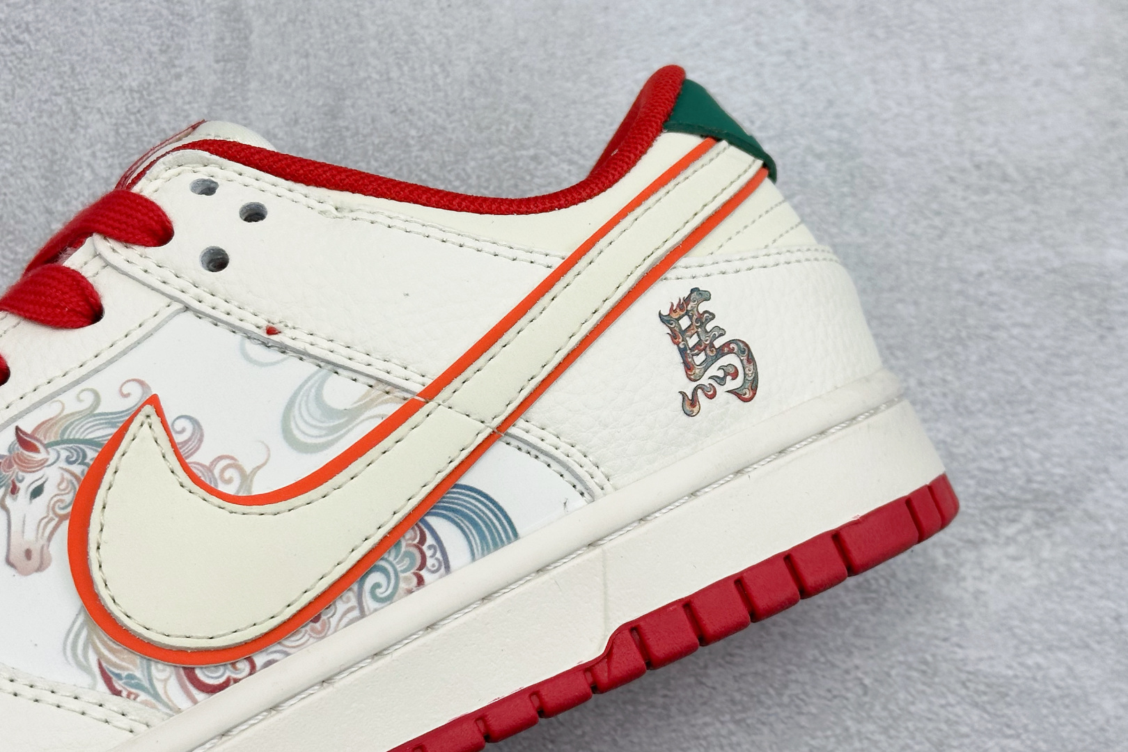 260 Nike Dunk Low Retro 马年限定 周年高端定制 低帮休闲板鞋 XT6988-110-Chinese UA Cheap High Quatity Brand Clothes Bags handbags Sneakers wholesale wholesaler seller from China Factory suppliers Fashion Clothing Shoes best Quality Beautiful Price 260 Nike Dunk Low Retro 马年限定 周年高端定制 低帮休闲板鞋 XT6988-110