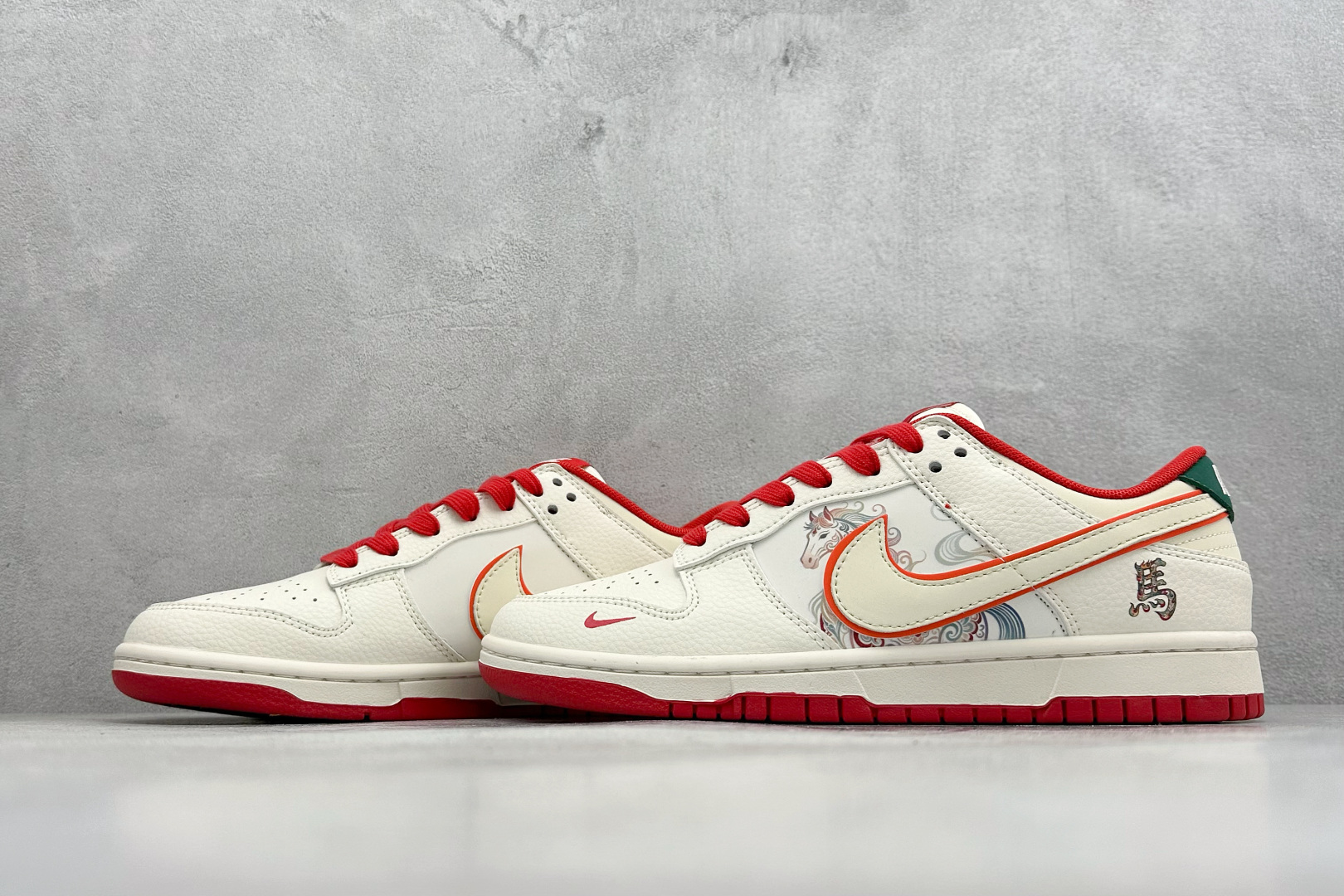 260 Nike Dunk Low Retro 马年限定 周年高端定制 低帮休闲板鞋 XT6988-110-Chinese UA Cheap High Quatity Brand Clothes Bags handbags Sneakers wholesale wholesaler seller from China Factory suppliers Fashion Clothing Shoes best Quality Beautiful Price 260 Nike Dunk Low Retro 马年限定 周年高端定制 低帮休闲板鞋 XT6988-110