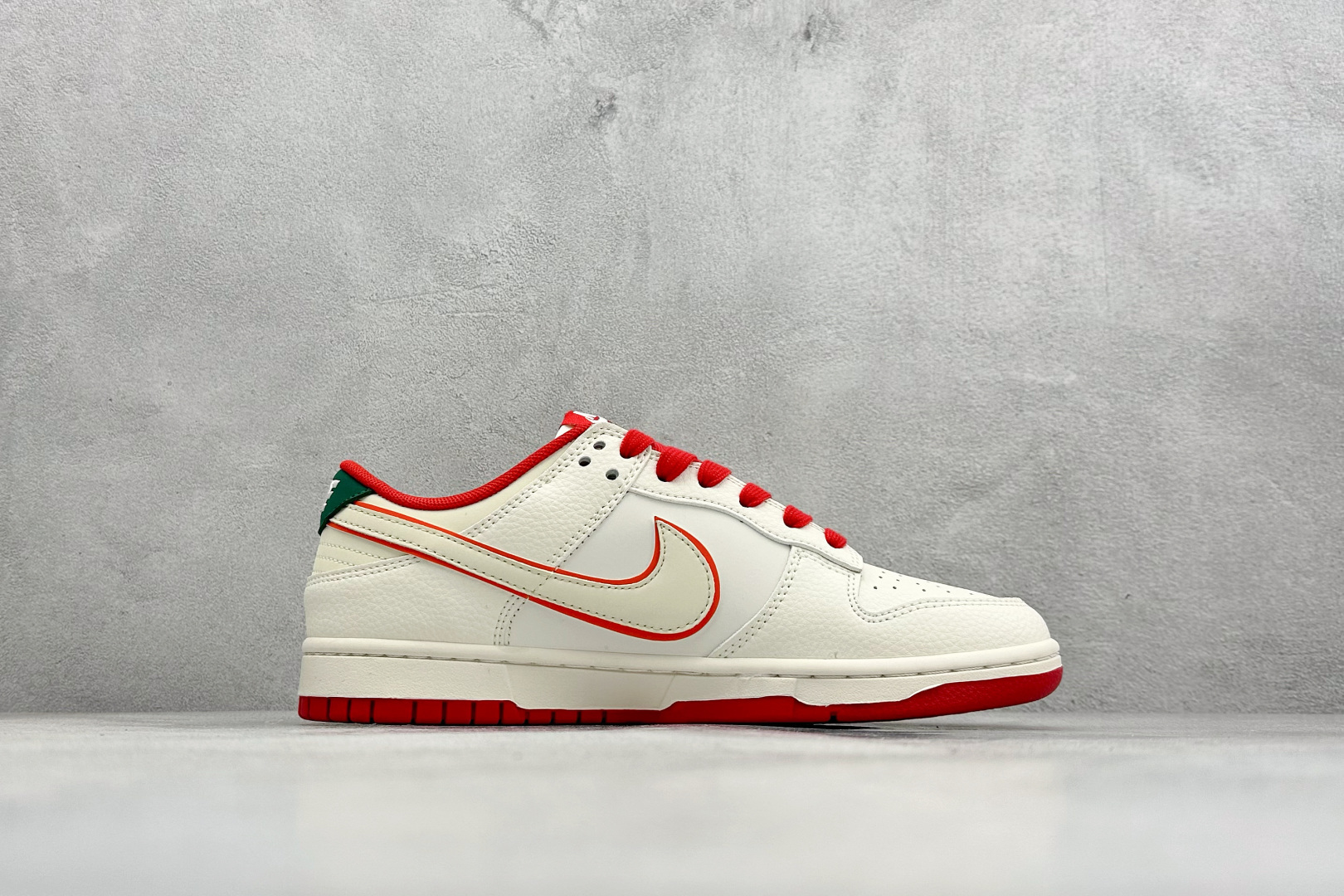 260 Nike Dunk Low Retro 马年限定 周年高端定制 低帮休闲板鞋 XT6988-110-Chinese UA Cheap High Quatity Brand Clothes Bags handbags Sneakers wholesale wholesaler seller from China Factory suppliers Fashion Clothing Shoes best Quality Beautiful Price 260 Nike Dunk Low Retro 马年限定 周年高端定制 低帮休闲板鞋 XT6988-110