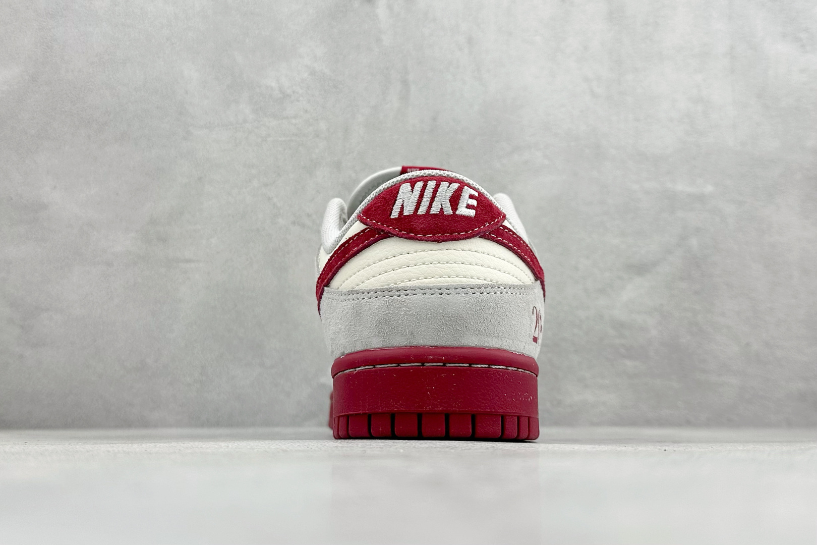 Nike Dunk Low Retro 马年限定 周年高端定制 低帮休闲板鞋 JP2026-100-Chinese wholesaler seller Clothes Bags handbags wholesale Shoes High Quatity wholesaler seller Cheap Sneakers from China Factory Chinese suppliers china wholesale clothing wholesaler seller Nike Dunk Low Retro 马年限定 周年高端定制 低帮休闲板鞋 JP2026-100