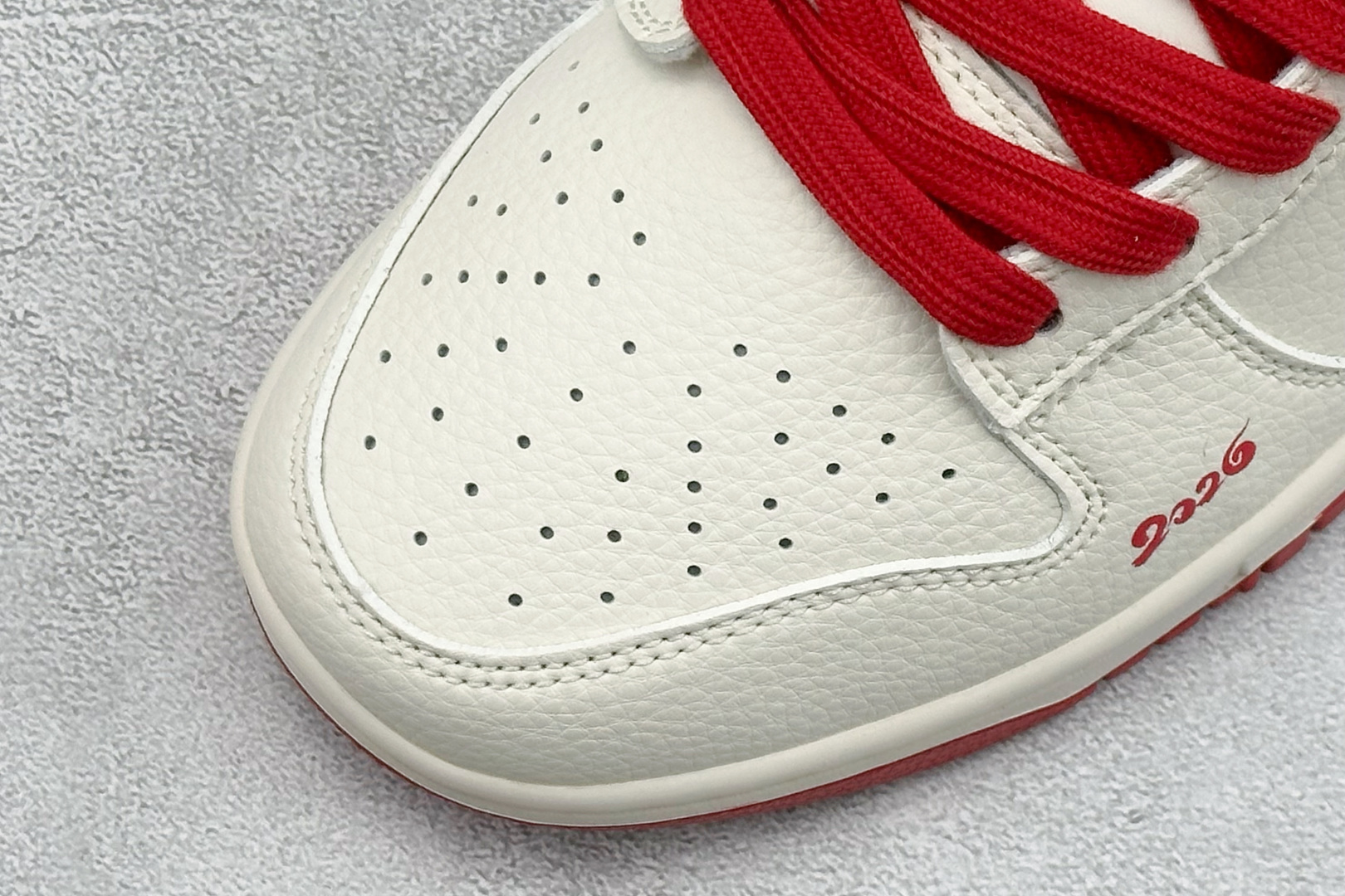 260 Nike Dunk Low 2026 丙午马年限定款 鞋身融入中式祥云暗纹刺绣XT6998-157-Chinese UA Cheap High Quatity Brand Clothes Bags handbags Sneakers wholesale wholesaler seller from China Factory suppliers Fashion Clothing Shoes best Quality Beautiful Price 260 Nike Dunk Low 2026 丙午马年限定款 鞋身融入中式祥云暗纹刺绣XT6998-157
