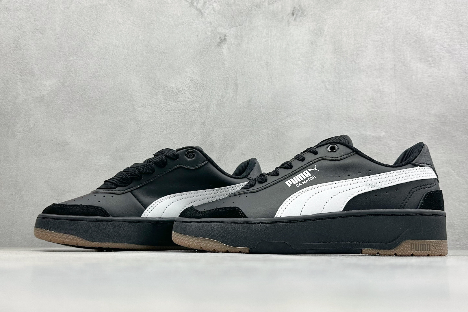 150 PUMA彪马 CA Match Court 休闲经典简约复古低帮板鞋 308621-08-Chinese UA Cheap High Quatity Brand Clothes Bags handbags Sneakers wholesale wholesaler seller from China Factory suppliers Fashion Clothing Shoes best Quality Beautiful Price 150 PUMA彪马 CA Match Court 休闲经典简约复古低帮板鞋 308621-08