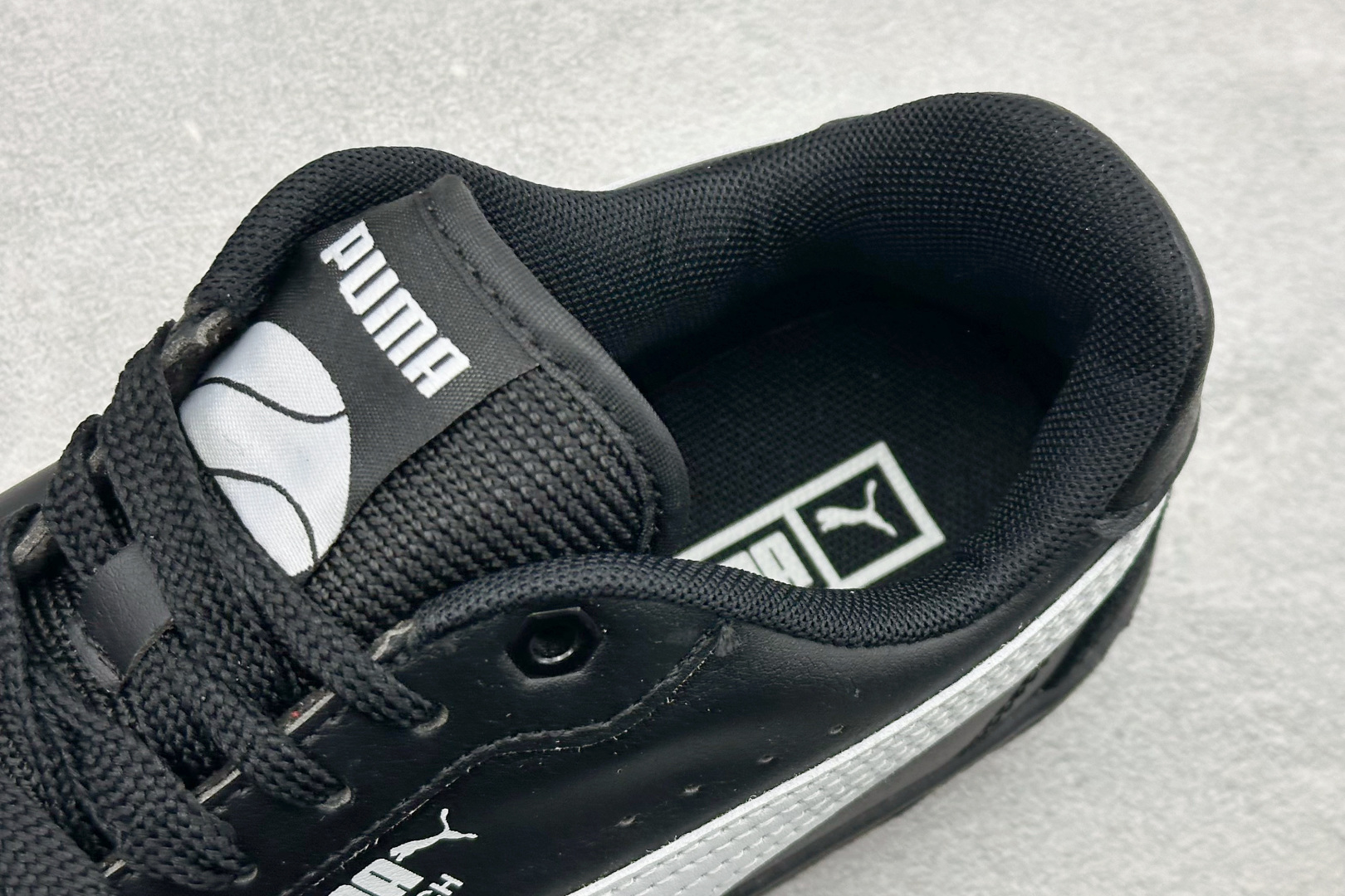 150 PUMA彪马 CA Match Court 休闲经典简约复古低帮板鞋 308621-08-Chinese UA Cheap High Quatity Brand Clothes Bags handbags Sneakers wholesale wholesaler seller from China Factory suppliers Fashion Clothing Shoes best Quality Beautiful Price 150 PUMA彪马 CA Match Court 休闲经典简约复古低帮板鞋 308621-08