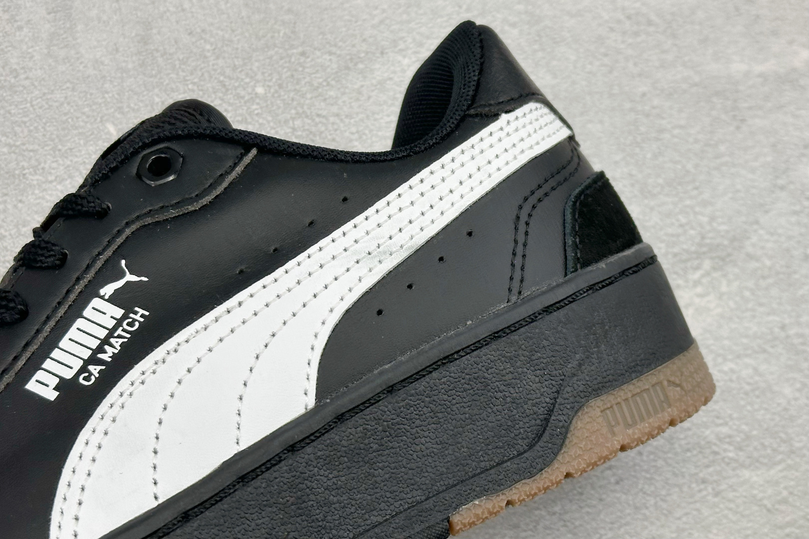 150 PUMA彪马 CA Match Court 休闲经典简约复古低帮板鞋 308621-08-Chinese UA Cheap High Quatity Brand Clothes Bags handbags Sneakers wholesale wholesaler seller from China Factory suppliers Fashion Clothing Shoes best Quality Beautiful Price 150 PUMA彪马 CA Match Court 休闲经典简约复古低帮板鞋 308621-08