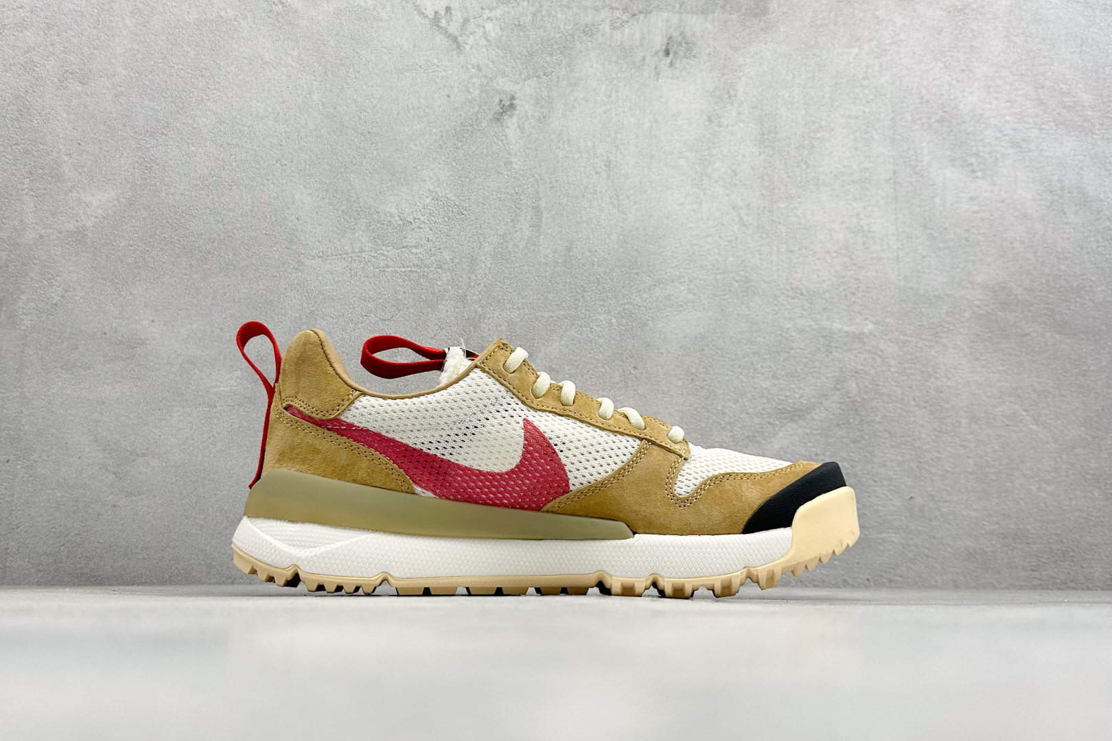 PK版Tom Sachs x Nike Craft Mars Yard 2.0 联名宇航员 神游太空 耐克 百搭休闲运动透气慢跑鞋 IF2885-100-Chinese wholesaler seller Clothes Bags handbags wholesale Shoes High Quatity wholesaler seller Cheap Sneakers from China Factory Chinese suppliers china wholesale clothing wholesaler seller PK版Tom Sachs x Nike Craft Mars Yard 2.0 联名宇航员 神游太空 耐克 百搭休闲运动透气慢跑鞋 IF2885-100