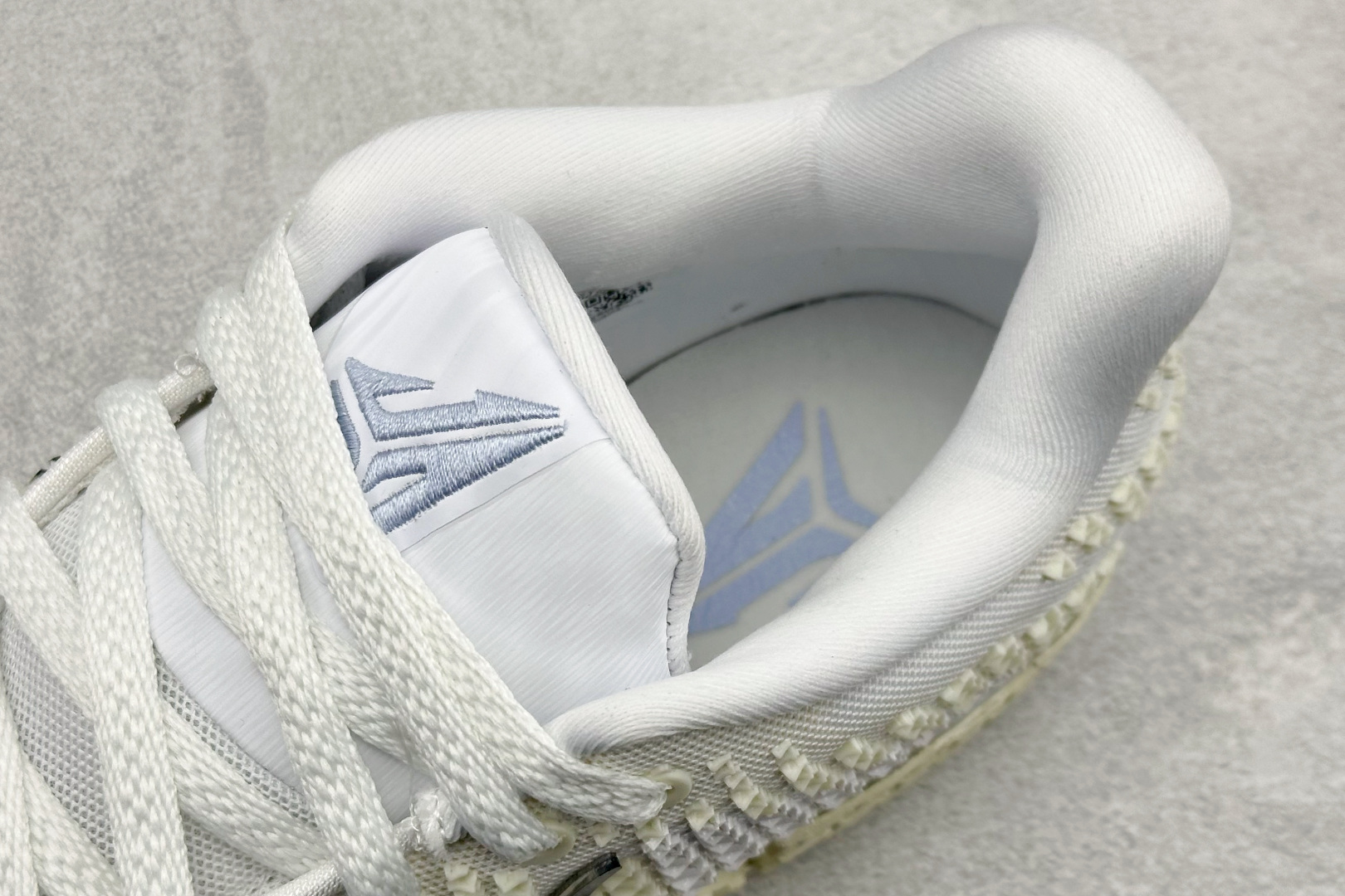 260 S2Nike JA 3 ”圣枪” 莫兰特3代 舒适百搭防滑耐磨低帮实战篮球鞋 HF2794-101