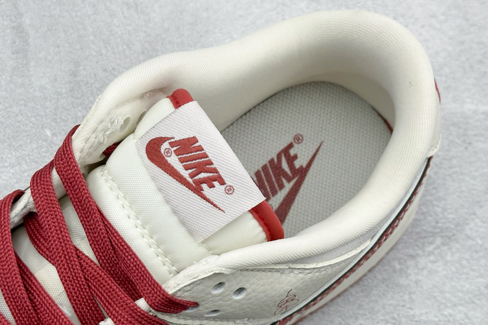 280 XC版2026丙午马年专属Nike Dunk Low DG1988-014踏春而来米白鞋身-Chinese UA Cheap High Quatity Brand Clothes Bags handbags Sneakers wholesale wholesaler seller from China Factory suppliers Fashion Clothing Shoes best Quality Beautiful Price 280 XC版2026丙午马年专属Nike Dunk Low DG1988-014踏春而来米白鞋身