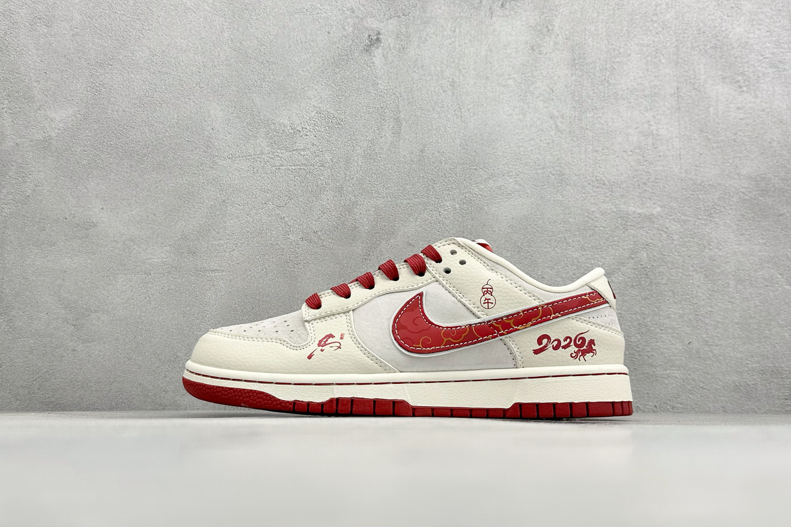 280 XC版2026丙午马年专属Nike Dunk Low DG1988-014踏春而来米白鞋身-Chinese UA Cheap High Quatity Brand Clothes Bags handbags Sneakers wholesale wholesaler seller from China Factory suppliers Fashion Clothing Shoes best Quality Beautiful Price 280 XC版2026丙午马年专属Nike Dunk Low DG1988-014踏春而来米白鞋身