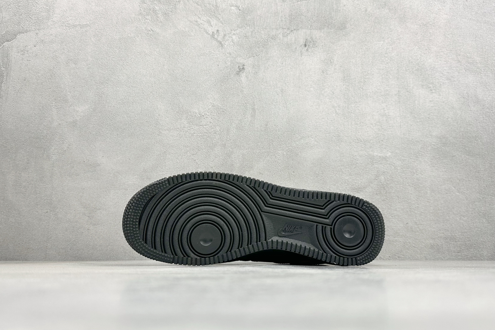 260 SC版Nike Air Force 1'07 Low 马年限定 焦糖炭黑 空军一号低帮休闲板鞋 XY9025-009-Chinese UA Cheap High Quatity Brand Clothes Bags handbags Sneakers wholesale wholesaler seller from China Factory suppliers Fashion Clothing Shoes best Quality Beautiful Price 260 SC版Nike Air Force 1'07 Low 马年限定 焦糖炭黑 空军一号低帮休闲板鞋 XY9025-009