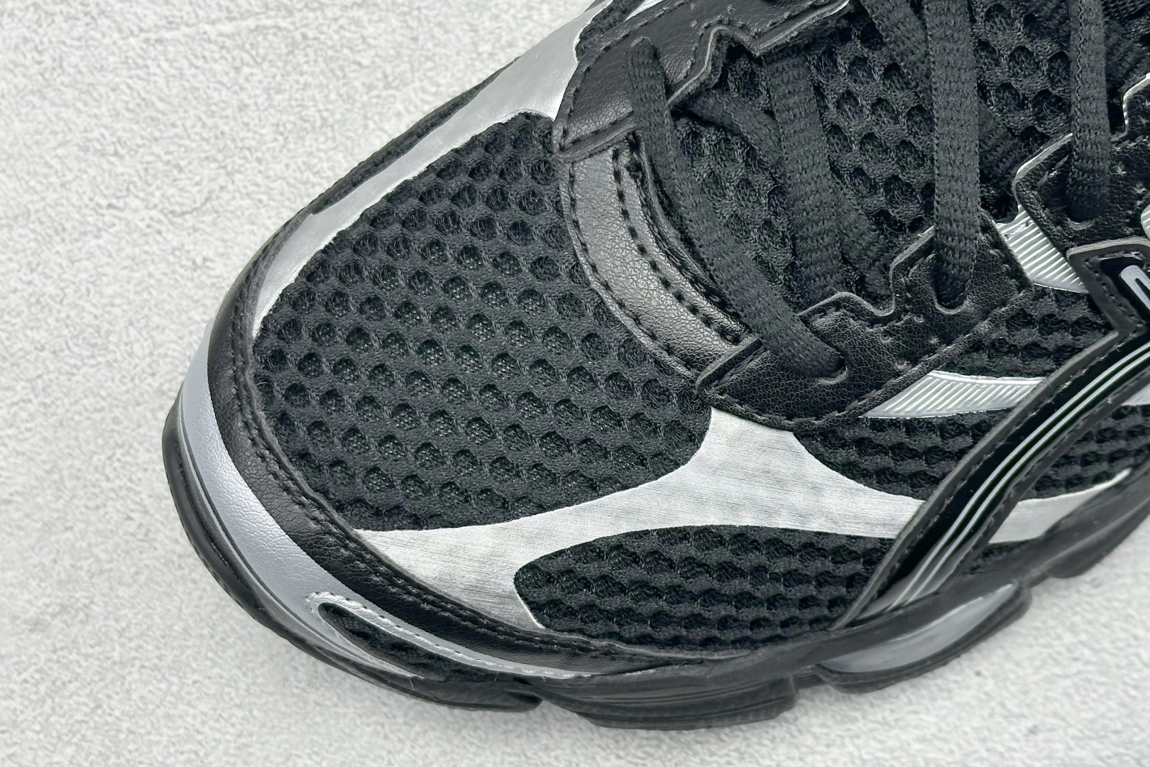 210 Asics Gel-Cumulus 16 亚瑟士复古透气休闲缓震耐磨跑步鞋 1203A733-002-Chinese UA Cheap High Quatity Brand Clothes Bags handbags Sneakers wholesale wholesaler seller from China Factory suppliers Fashion Clothing Shoes best Quality Beautiful Price 210 Asics Gel-Cumulus 16 亚瑟士复古透气休闲缓震耐磨跑步鞋 1203A733-002