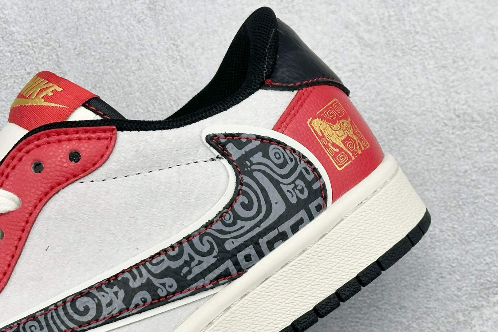 踏风而来，一马当先 | Air Jordan 1 Low 马年限定 当经典AJ1 Low遇上马年祥瑞 FC1688-249