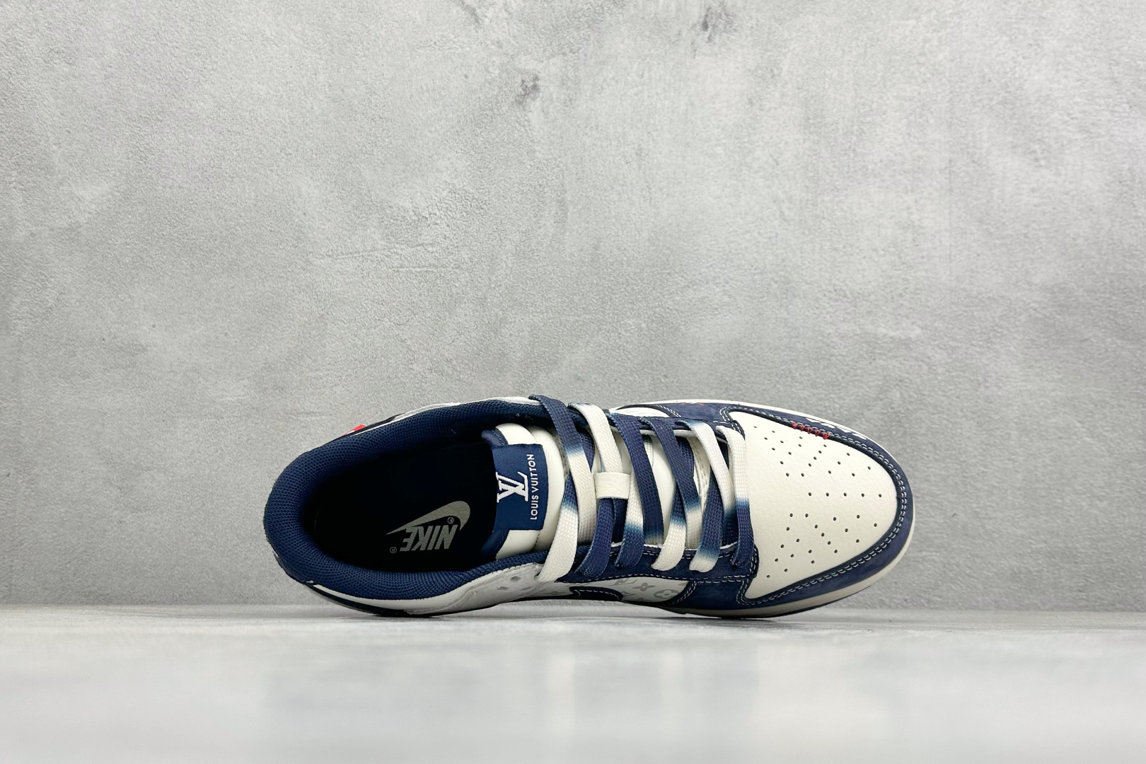 260 Nike Dunk Low Retro LV联名 周年高端定制 低帮休闲板鞋 YX5066-409-Chinese UA Cheap High Quatity Brand Clothes Bags handbags Sneakers wholesale wholesaler seller from China Factory suppliers Fashion Clothing Shoes best Quality Beautiful Price 260 Nike Dunk Low Retro LV联名 周年高端定制 低帮休闲板鞋 YX5066-409