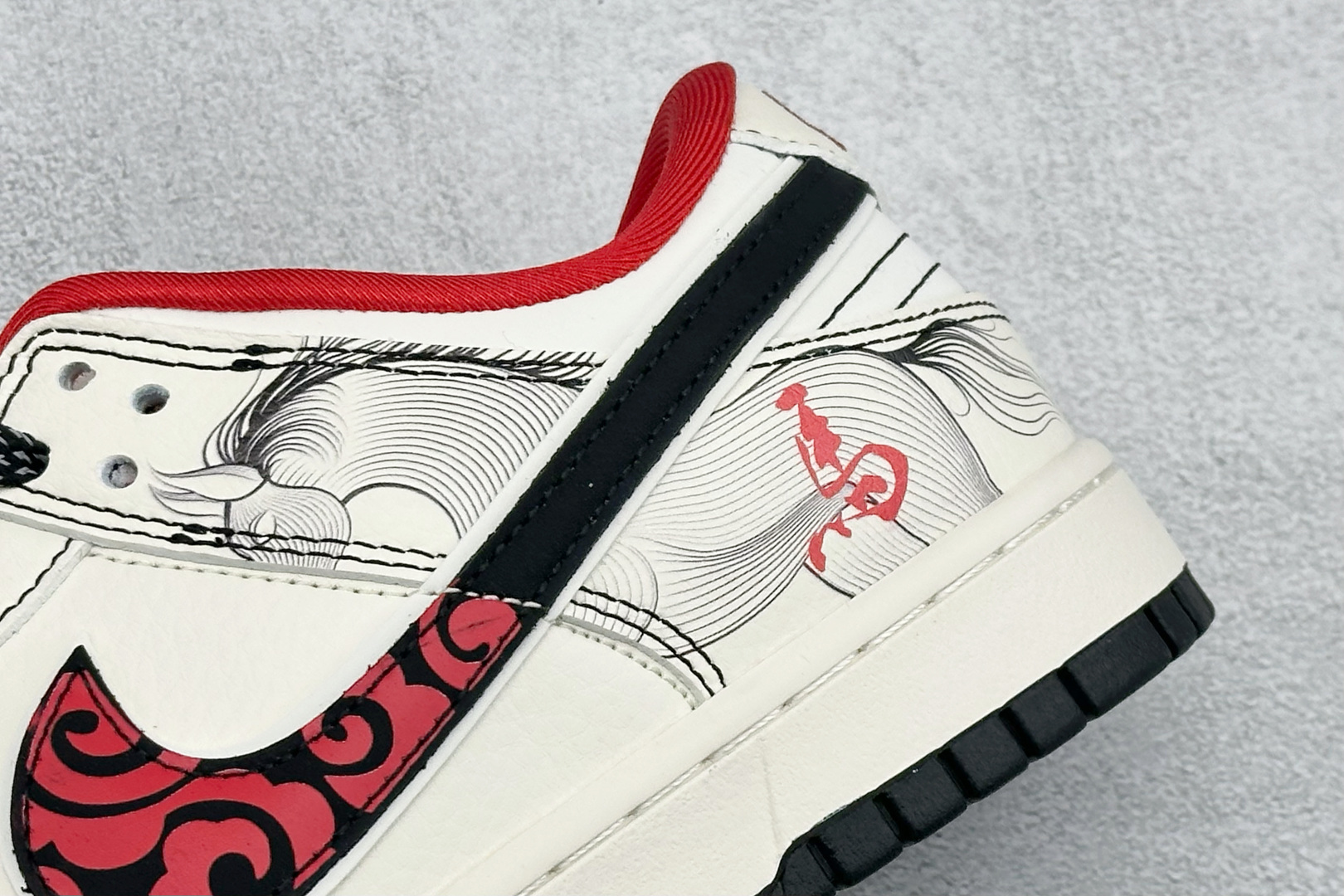 260 Nike Dunk Low 2026 丙午马年限定款 Swoosh 标识融入红黑撞色的中式祥云纹样 YX5066-416-Chinese UA Cheap High Quatity Brand Clothes Bags handbags Sneakers wholesale wholesaler seller from China Factory suppliers Fashion Clothing Shoes best Quality Beautiful Price 260 Nike Dunk Low 2026 丙午马年限定款 Swoosh 标识融入红黑撞色的中式祥云纹样 YX5066-416