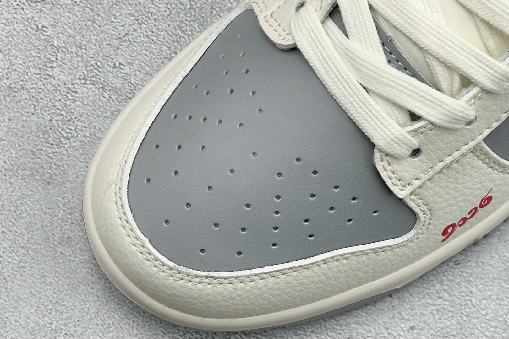 260 Nike Dunk Low Retro 马年限定 周年高端定制 低帮休闲板鞋 XT6988-158-Chinese UA Cheap High Quatity Brand Clothes Bags handbags Sneakers wholesale wholesaler seller from China Factory suppliers Fashion Clothing Shoes best Quality Beautiful Price 260 Nike Dunk Low Retro 马年限定 周年高端定制 低帮休闲板鞋 XT6988-158