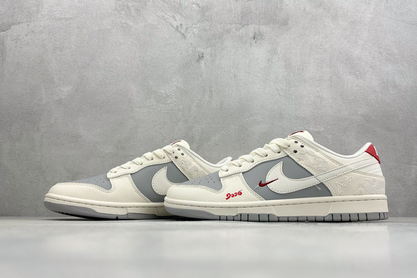 260 Nike Dunk Low Retro 马年限定 周年高端定制 低帮休闲板鞋 XT6988-158-Chinese UA Cheap High Quatity Brand Clothes Bags handbags Sneakers wholesale wholesaler seller from China Factory suppliers Fashion Clothing Shoes best Quality Beautiful Price 260 Nike Dunk Low Retro 马年限定 周年高端定制 低帮休闲板鞋 XT6988-158