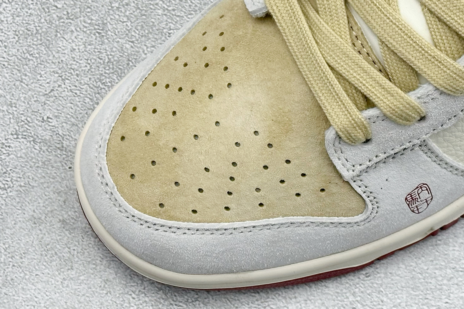 260 Nike Dunk Low Retro 马年限定 周年高端定制 低帮休闲板鞋 LX1988-816-Chinese UA Cheap High Quatity Brand Clothes Bags handbags Sneakers wholesale wholesaler seller from China Factory suppliers Fashion Clothing Shoes best Quality Beautiful Price 260 Nike Dunk Low Retro 马年限定 周年高端定制 低帮休闲板鞋 LX1988-816
