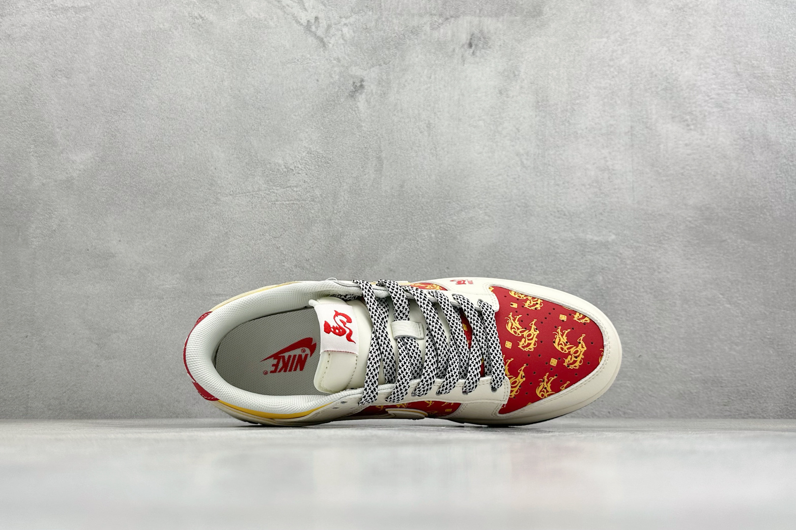 260 Nike Dunk Low Retro 马年限定 周年高端定制 低帮休闲板鞋 FC1688-245-Chinese UA Cheap High Quatity Brand Clothes Bags handbags Sneakers wholesale wholesaler seller from China Factory suppliers Fashion Clothing Shoes best Quality Beautiful Price 260 Nike Dunk Low Retro 马年限定 周年高端定制 低帮休闲板鞋 FC1688-245