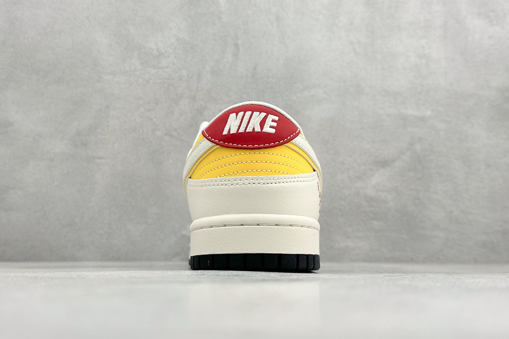 260 Nike Dunk Low Retro 马年限定 周年高端定制 低帮休闲板鞋 FC1688-245-Chinese UA Cheap High Quatity Brand Clothes Bags handbags Sneakers wholesale wholesaler seller from China Factory suppliers Fashion Clothing Shoes best Quality Beautiful Price 260 Nike Dunk Low Retro 马年限定 周年高端定制 低帮休闲板鞋 FC1688-245