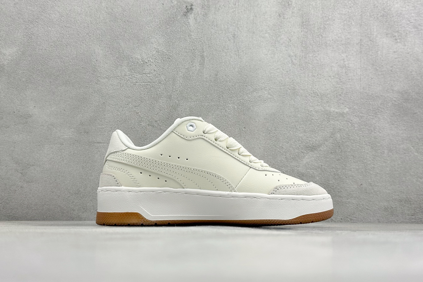 PUMA彪马 CA Match Court 休闲经典简约复古低帮板鞋 308621-14-Chinese wholesaler seller Clothes Bags handbags wholesale Shoes High Quatity wholesaler seller Cheap Sneakers from China Factory Chinese suppliers china wholesale clothing wholesaler seller PUMA彪马 CA Match Court 休闲经典简约复古低帮板鞋 308621-14
