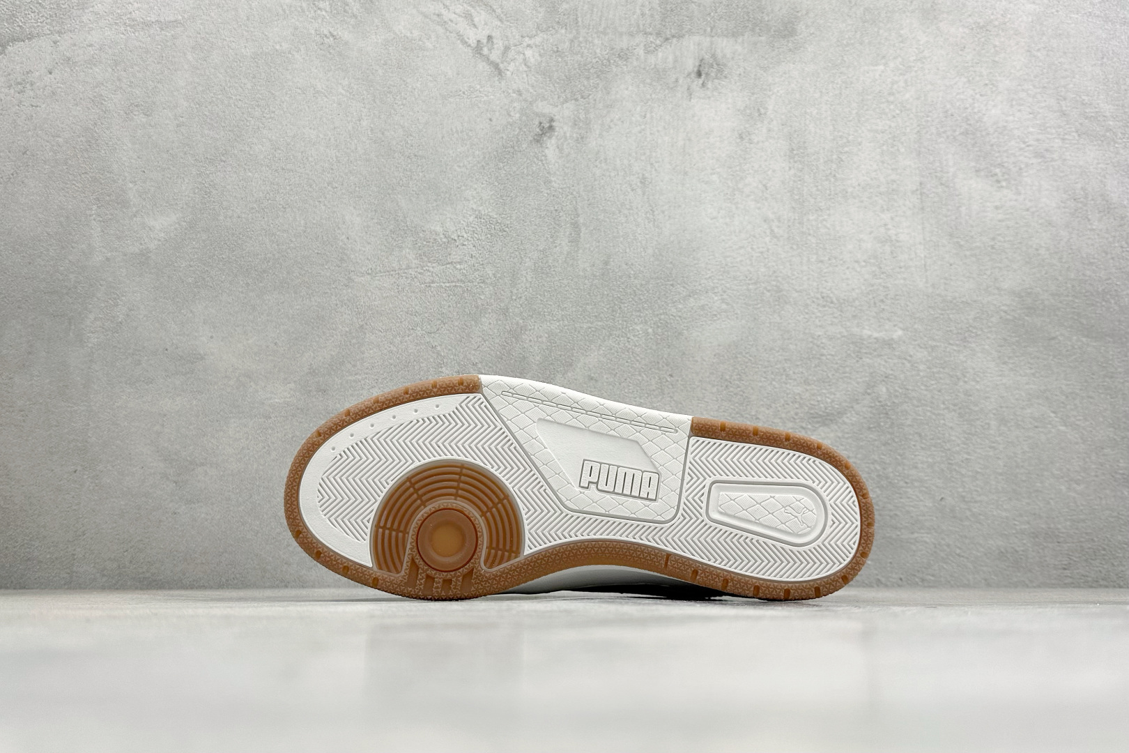 PUMA彪马 CA Match Court 休闲经典简约复古低帮板鞋 308621-14-Chinese wholesaler seller Clothes Bags handbags wholesale Shoes High Quatity wholesaler seller Cheap Sneakers from China Factory Chinese suppliers china wholesale clothing wholesaler seller PUMA彪马 CA Match Court 休闲经典简约复古低帮板鞋 308621-14