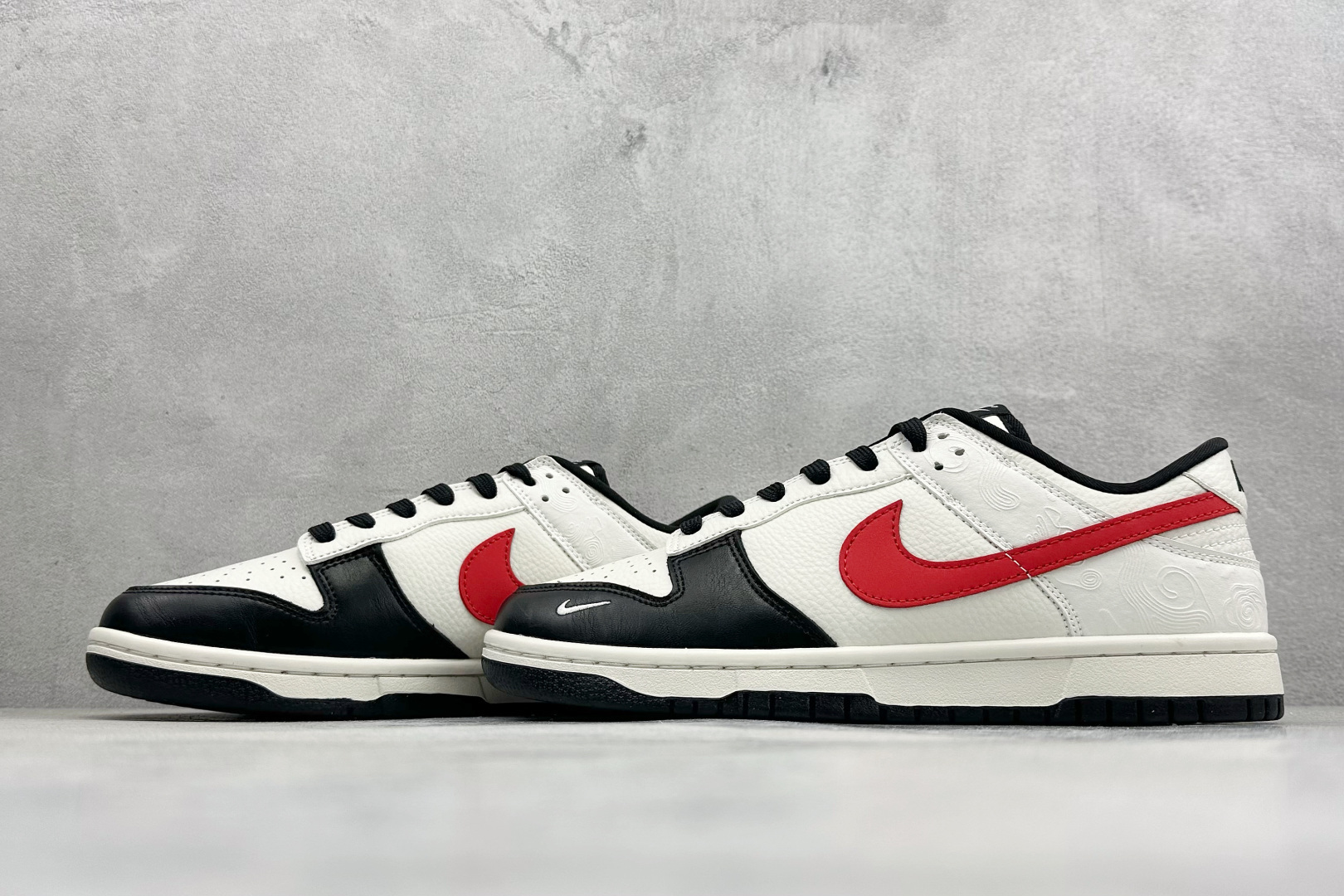 280 SC版Nike SB Dunk Low 马年限定 高端定制 低帮休闲板鞋 IM6670-202-Chinese UA Cheap High Quatity Brand Clothes Bags handbags Sneakers wholesale wholesaler seller from China Factory suppliers Fashion Clothing Shoes best Quality Beautiful Price 280 SC版Nike SB Dunk Low 马年限定 高端定制 低帮休闲板鞋 IM6670-202
