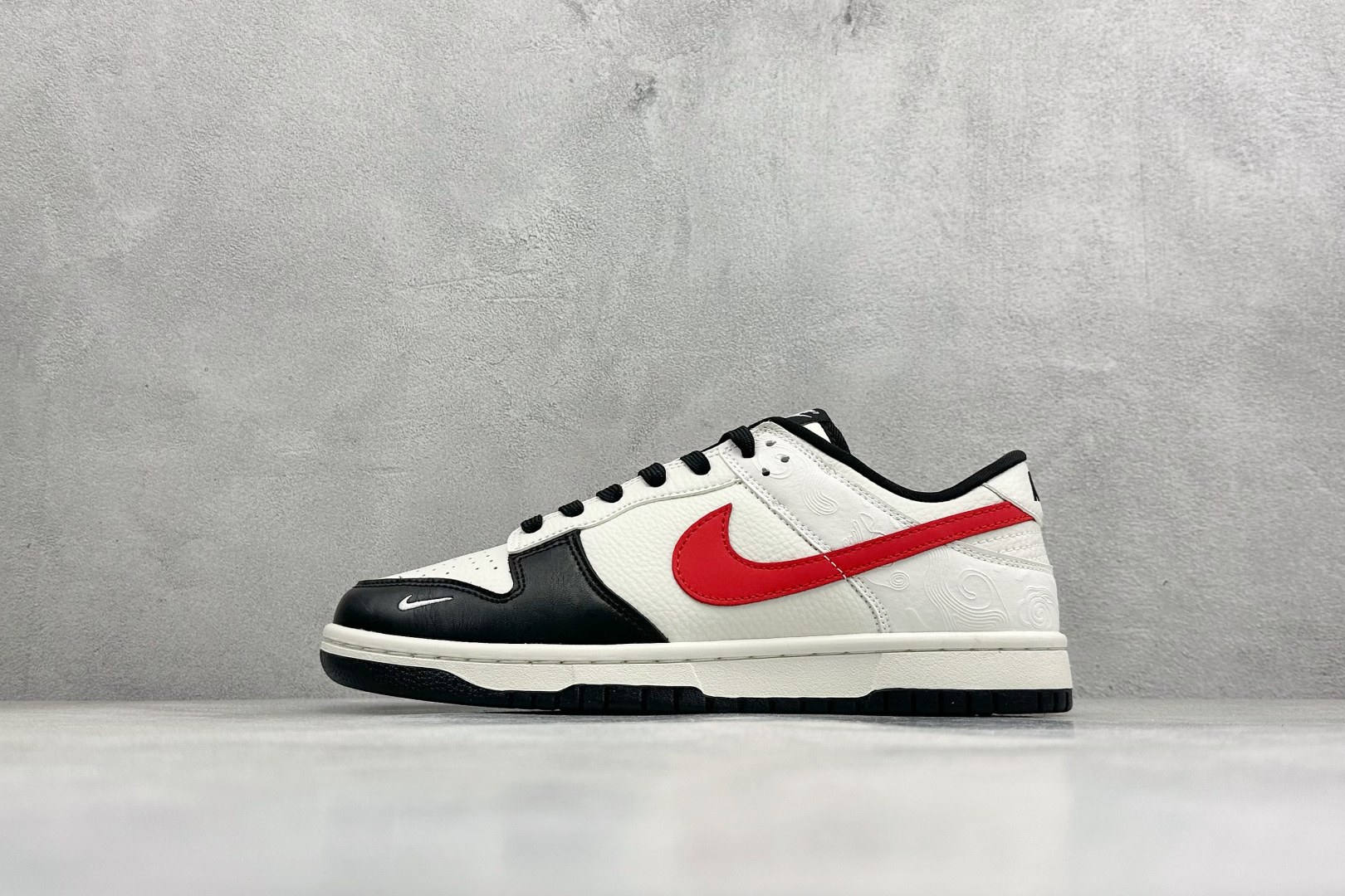 280 SC版Nike SB Dunk Low 马年限定 高端定制 低帮休闲板鞋 IM6670-202-Chinese UA Cheap High Quatity Brand Clothes Bags handbags Sneakers wholesale wholesaler seller from China Factory suppliers Fashion Clothing Shoes best Quality Beautiful Price 280 SC版Nike SB Dunk Low 马年限定 高端定制 低帮休闲板鞋 IM6670-202