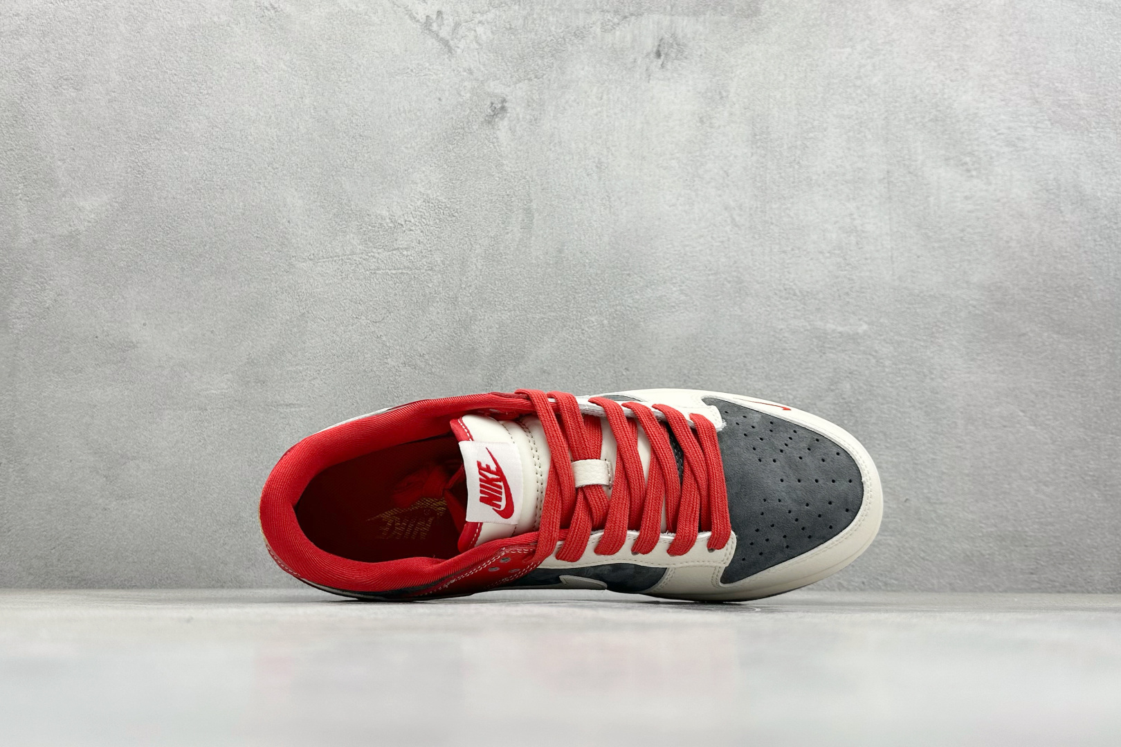 270 Nike SB Dunk Low 马年限定 高端定制 低帮休闲板鞋 HG0026-005-Chinese UA Cheap High Quatity Brand Clothes Bags handbags Sneakers wholesale wholesaler seller from China Factory suppliers Fashion Clothing Shoes best Quality Beautiful Price 270 Nike SB Dunk Low 马年限定 高端定制 低帮休闲板鞋 HG0026-005