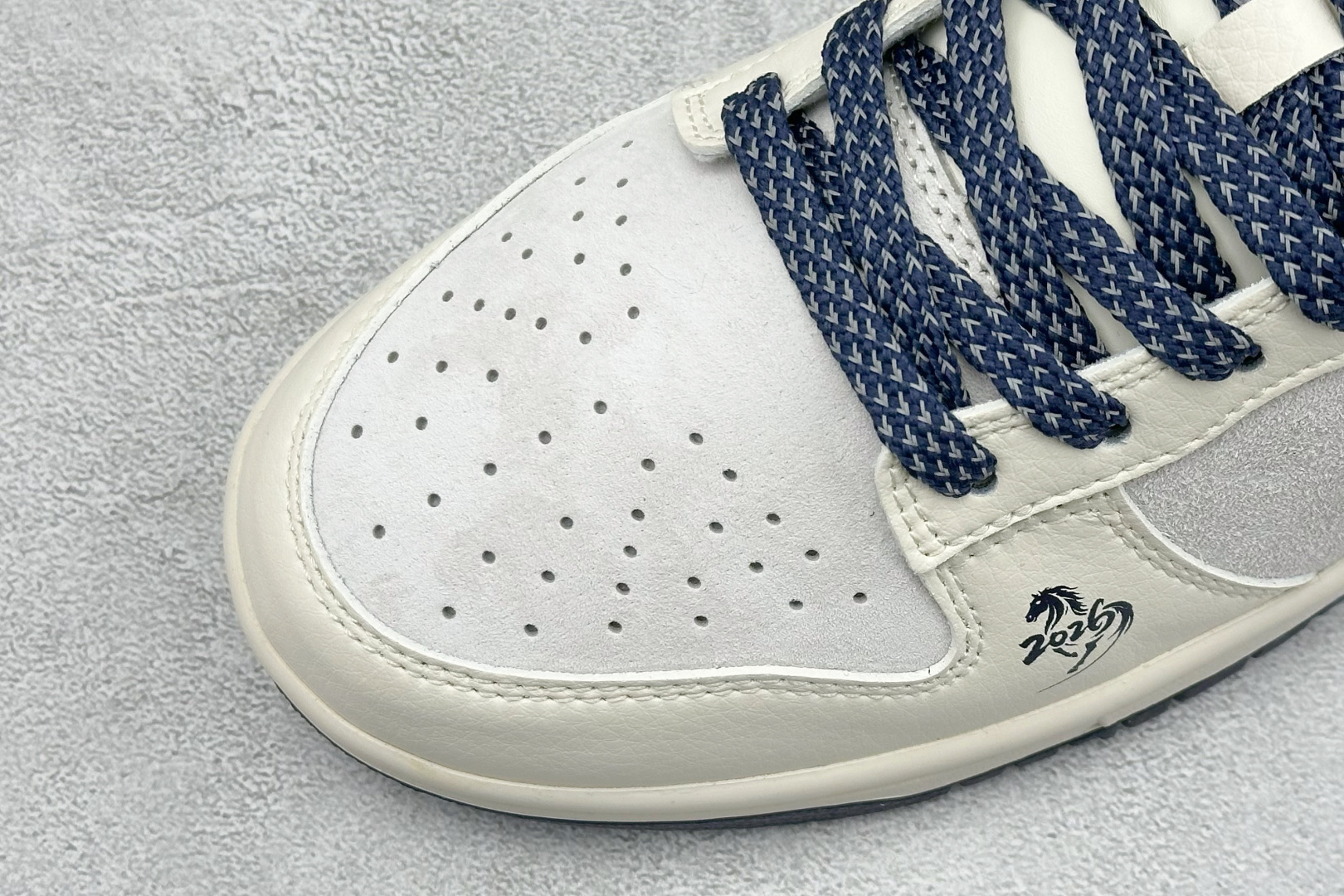 260 Nike SB Dunk Low 马年限定 高端定制 低帮休闲板鞋 ZH2598-804