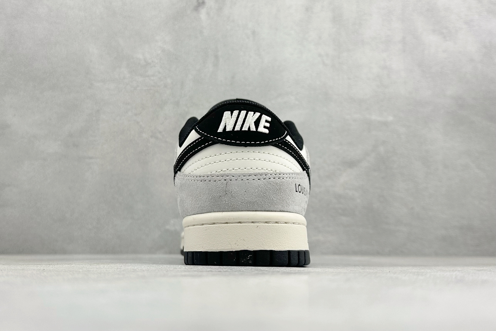 260 Nike SB Dunk Low Lv联名 高端定制 低帮休闲板鞋 YX5066-408